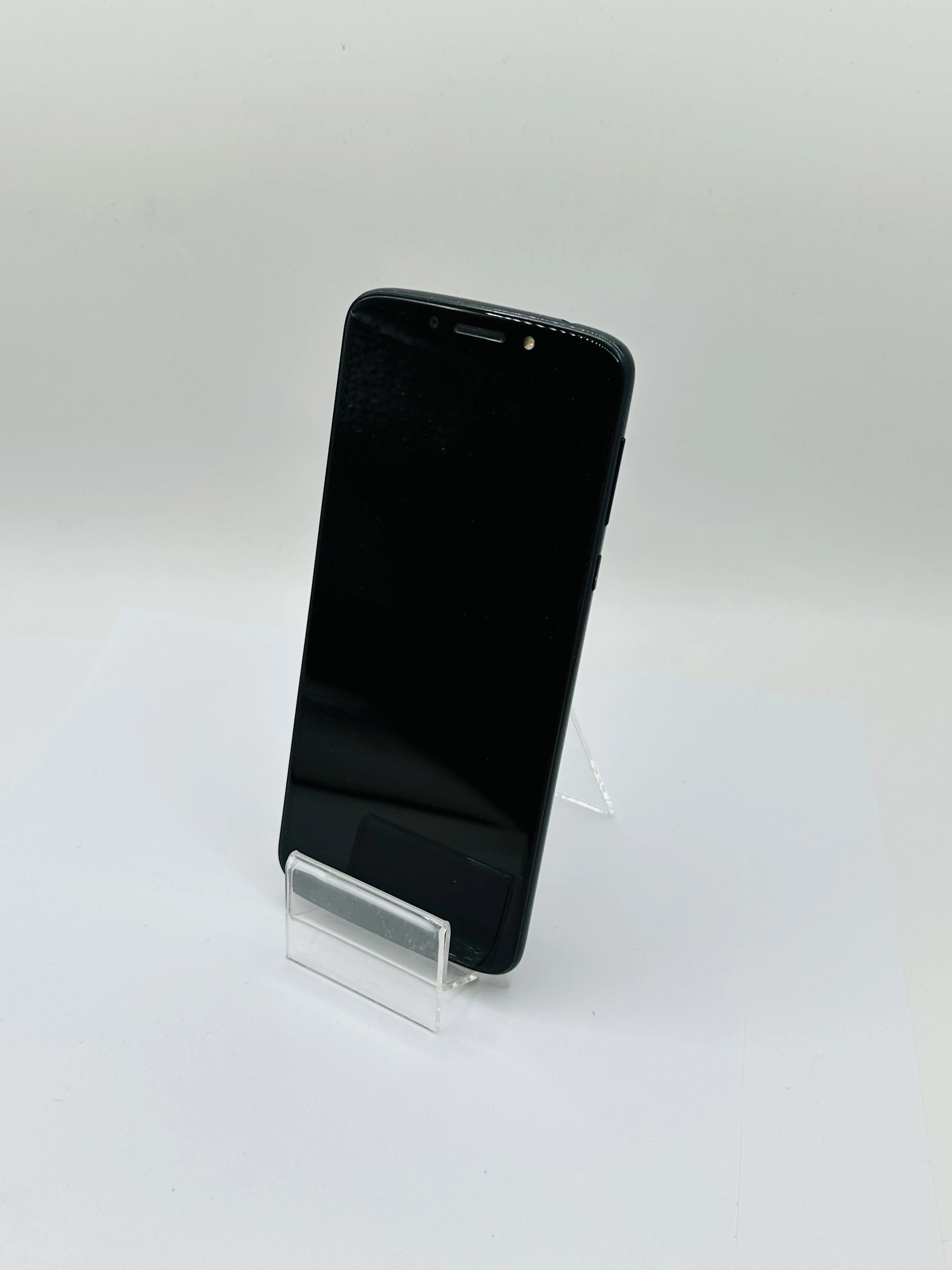 telefon-motorola-moto-g6-play-32gb-ean-gtin-0600363465906