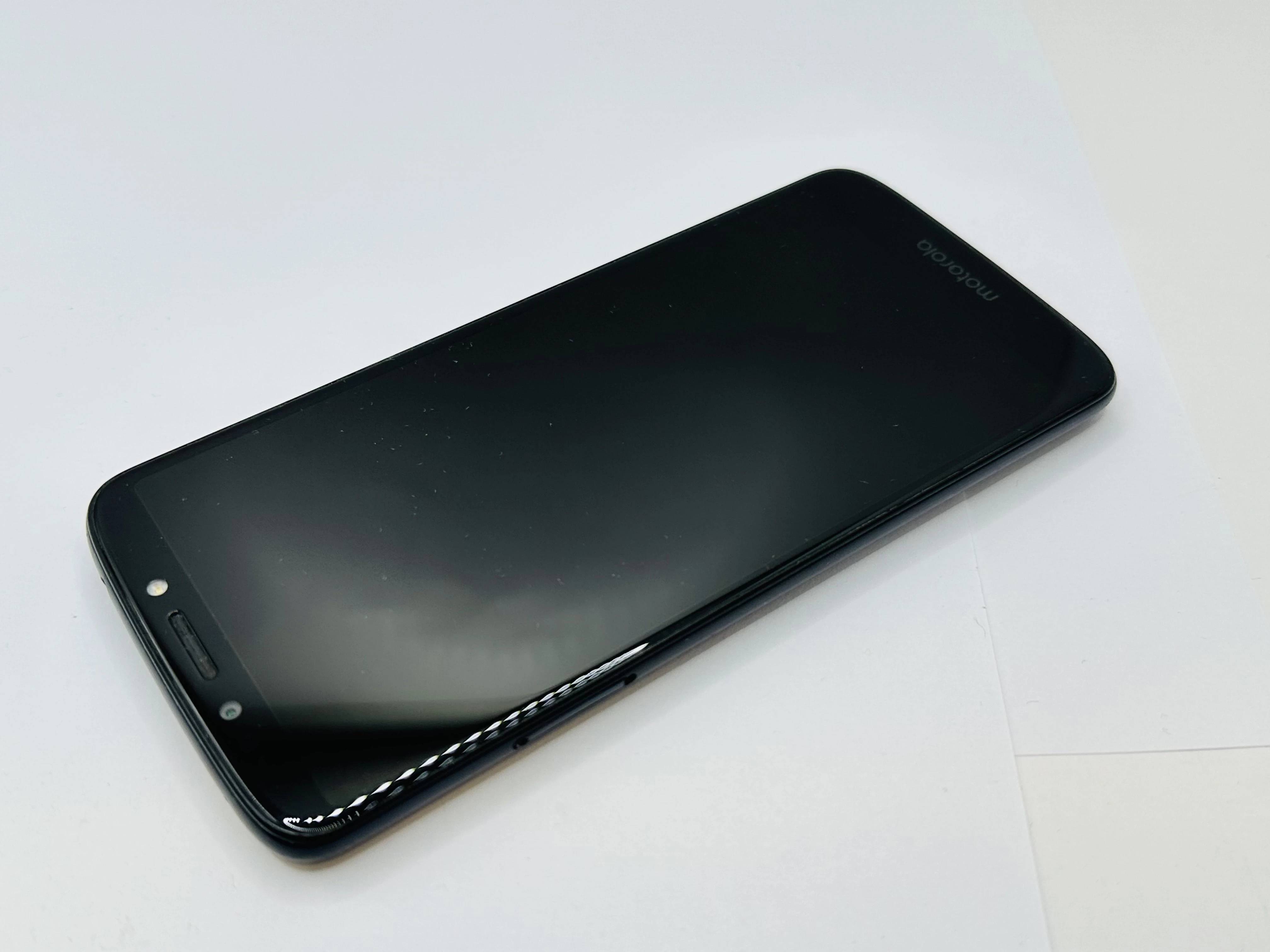 telefon-motorola-moto-g6-play-32gb-przekatna-ekranu-570
