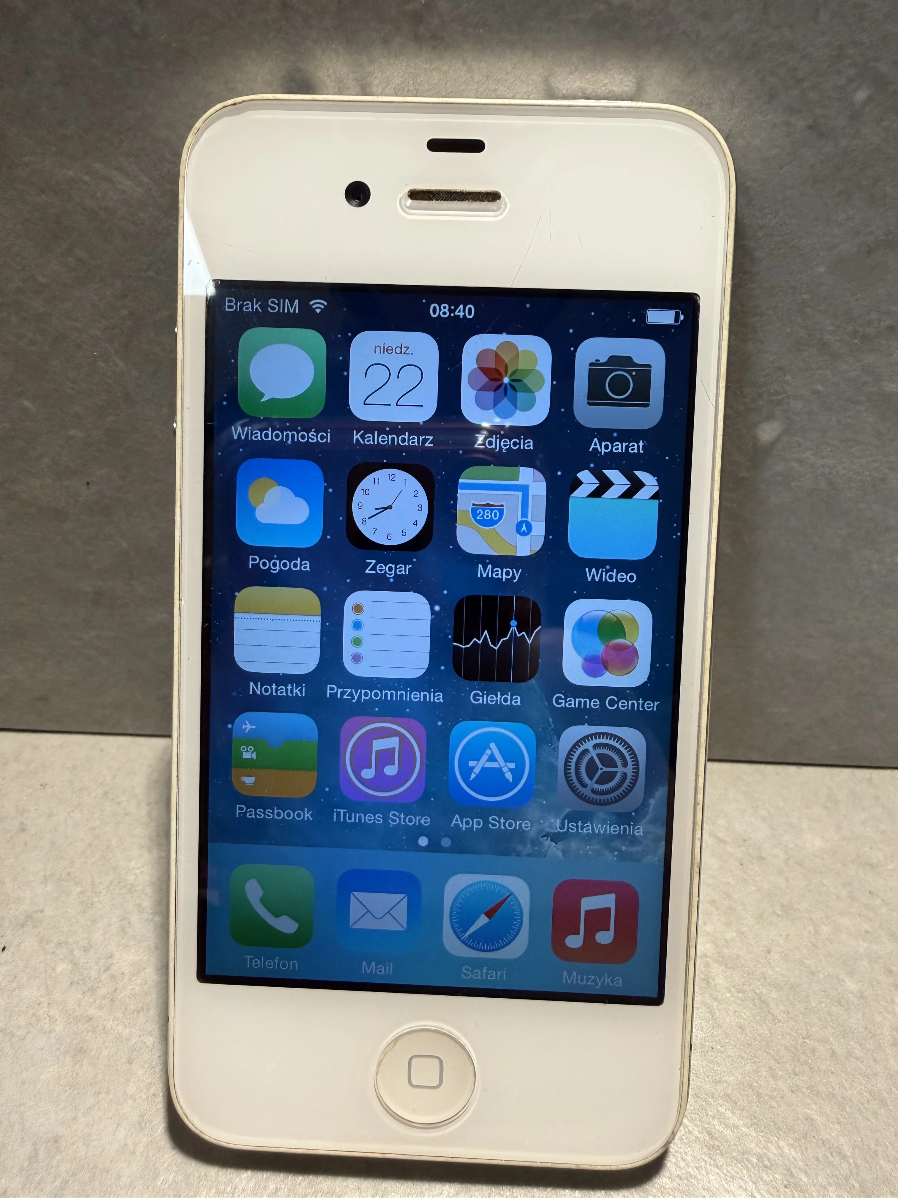 telefon-iphone-4-16gb-stan-11323-2