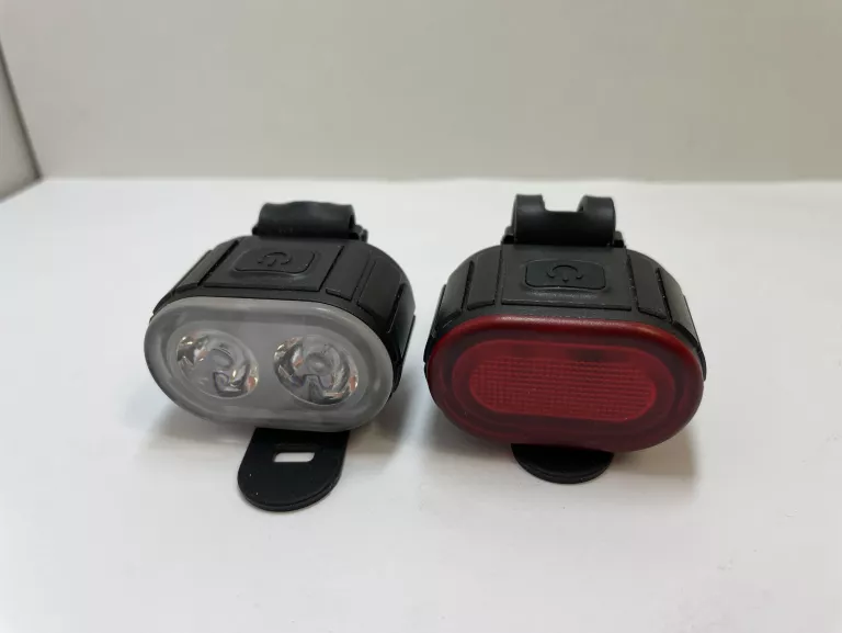 lampka-rowerowa-przod-tyl-osiedle-centrum-d1-krakow