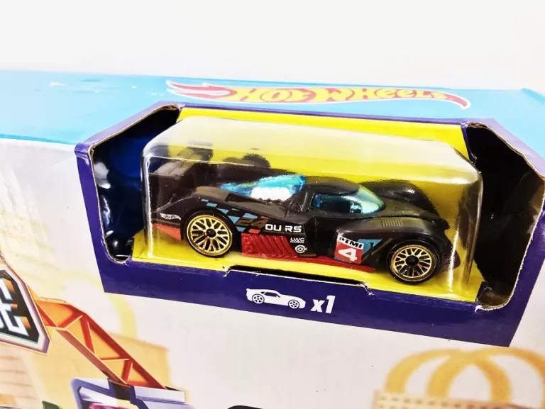 hot-wheels-kaskaderski-garaz-zestaw-do-zabawy-gnl70-ean-gtin-887961873016