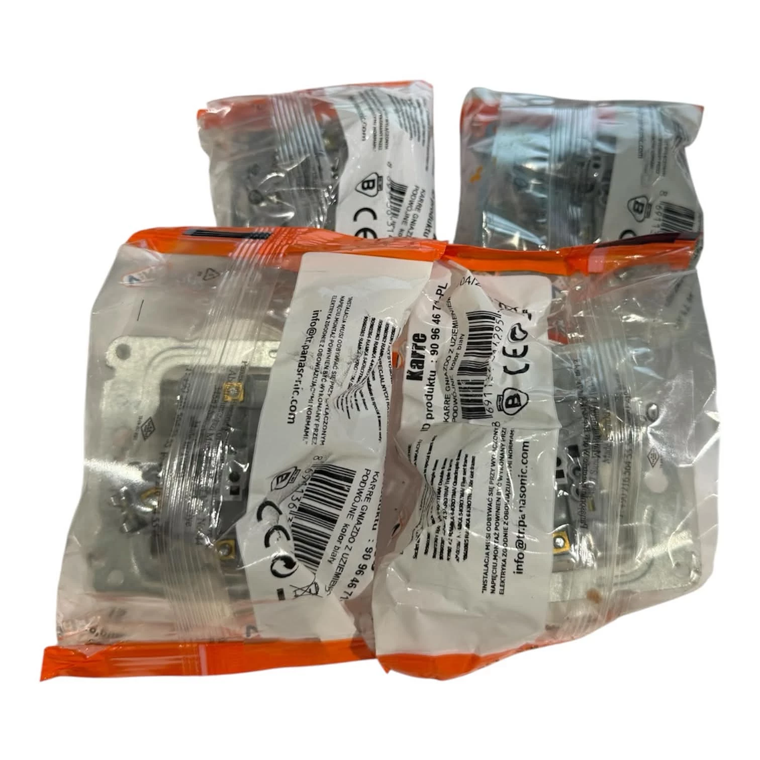 karre-gniazdo-podwojne-z-uziemieniem-kolor-bialy-ean-gtin-8691136314295