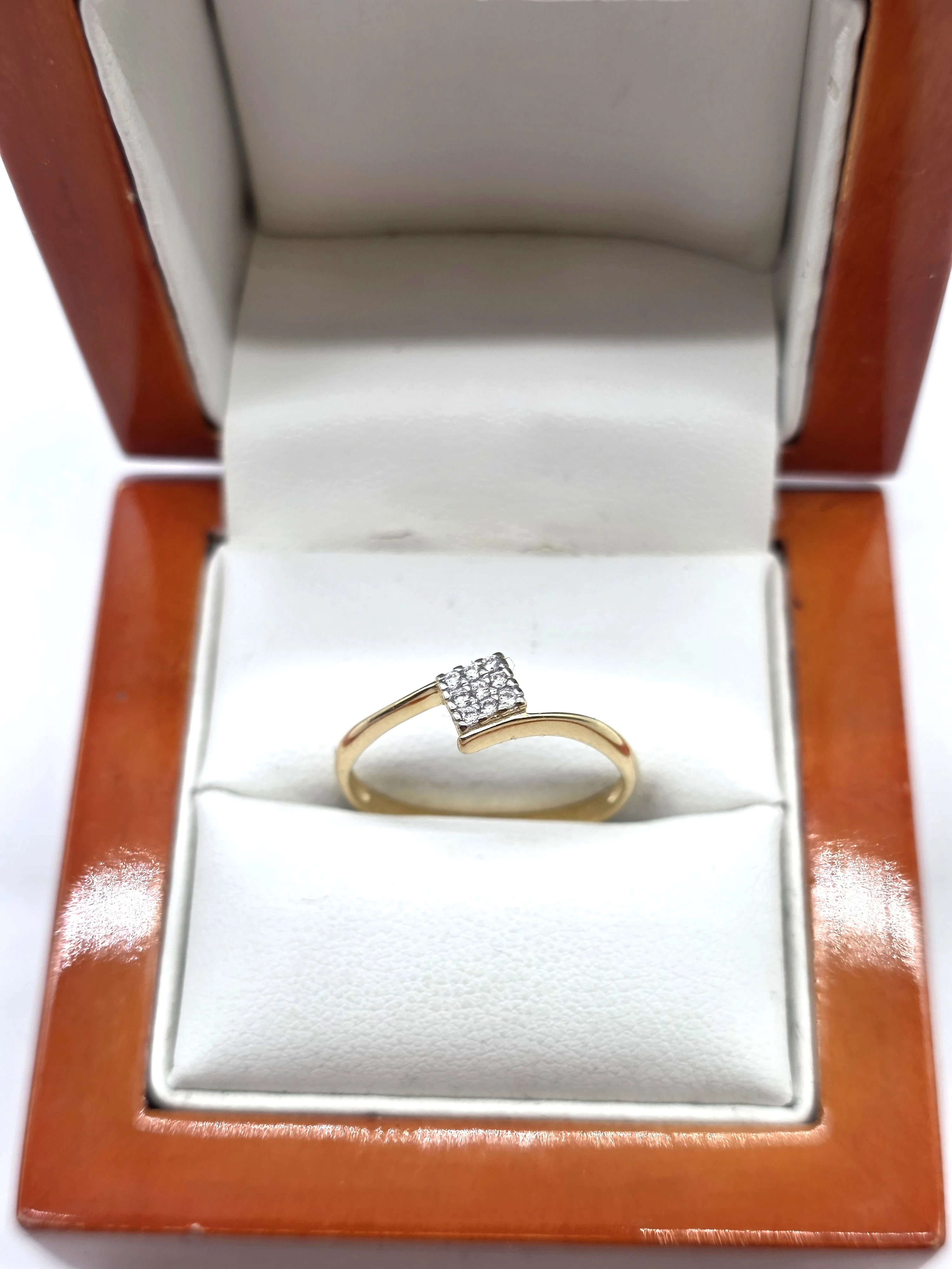 piekny-zloty-pierscionek-14k-585-r19-178g-ean-gtin-5900025448069