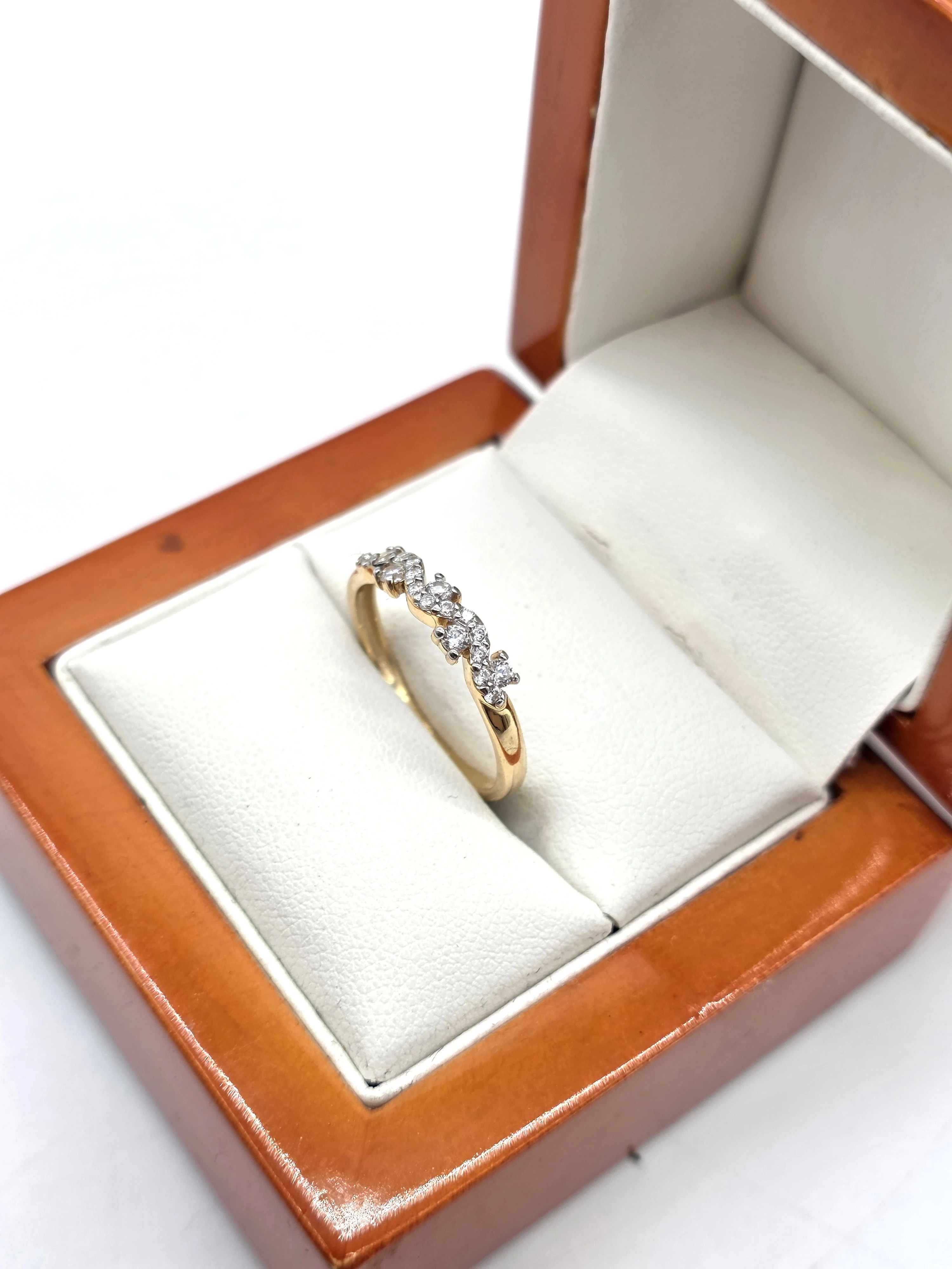 piekny-zloty-pierscionek-14k-585-r17-185g-rodzaj-2205-2