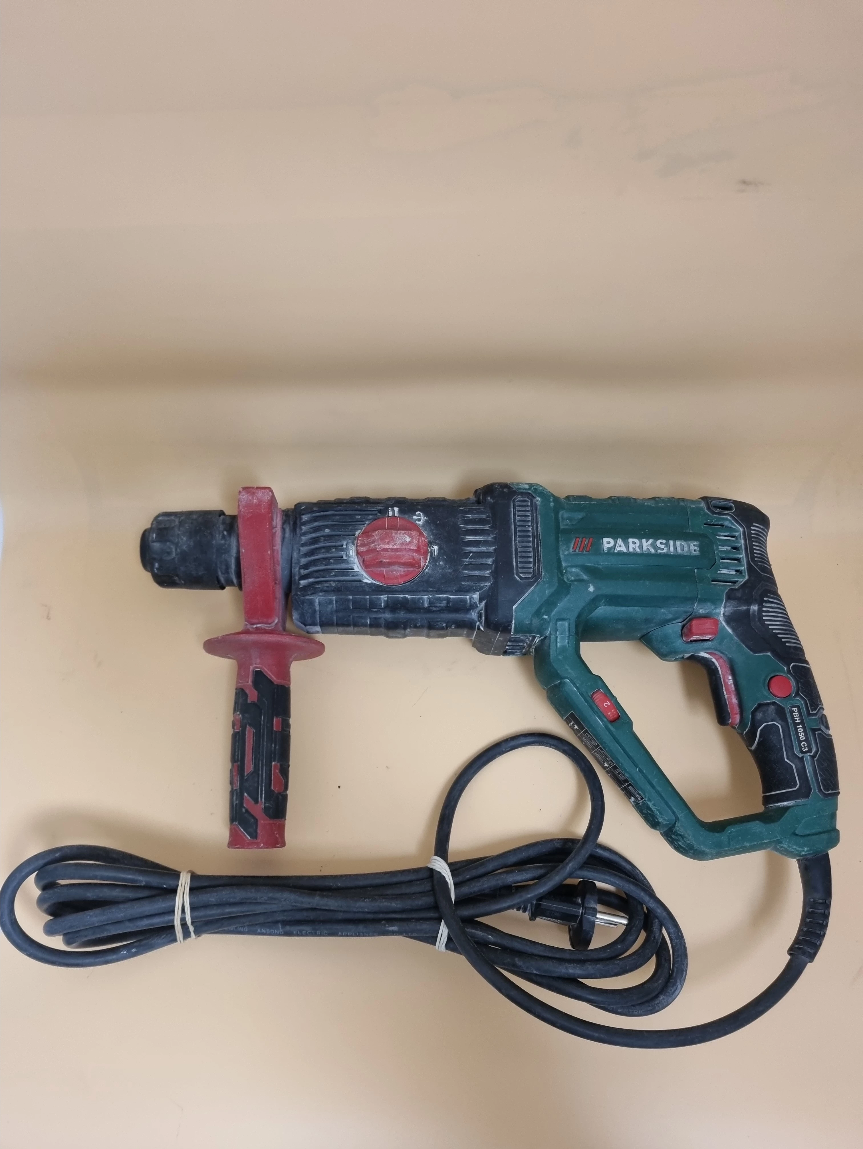 mlotowiertarka-parkside-pbh-1050-c3-jozefczaka-4-bytom