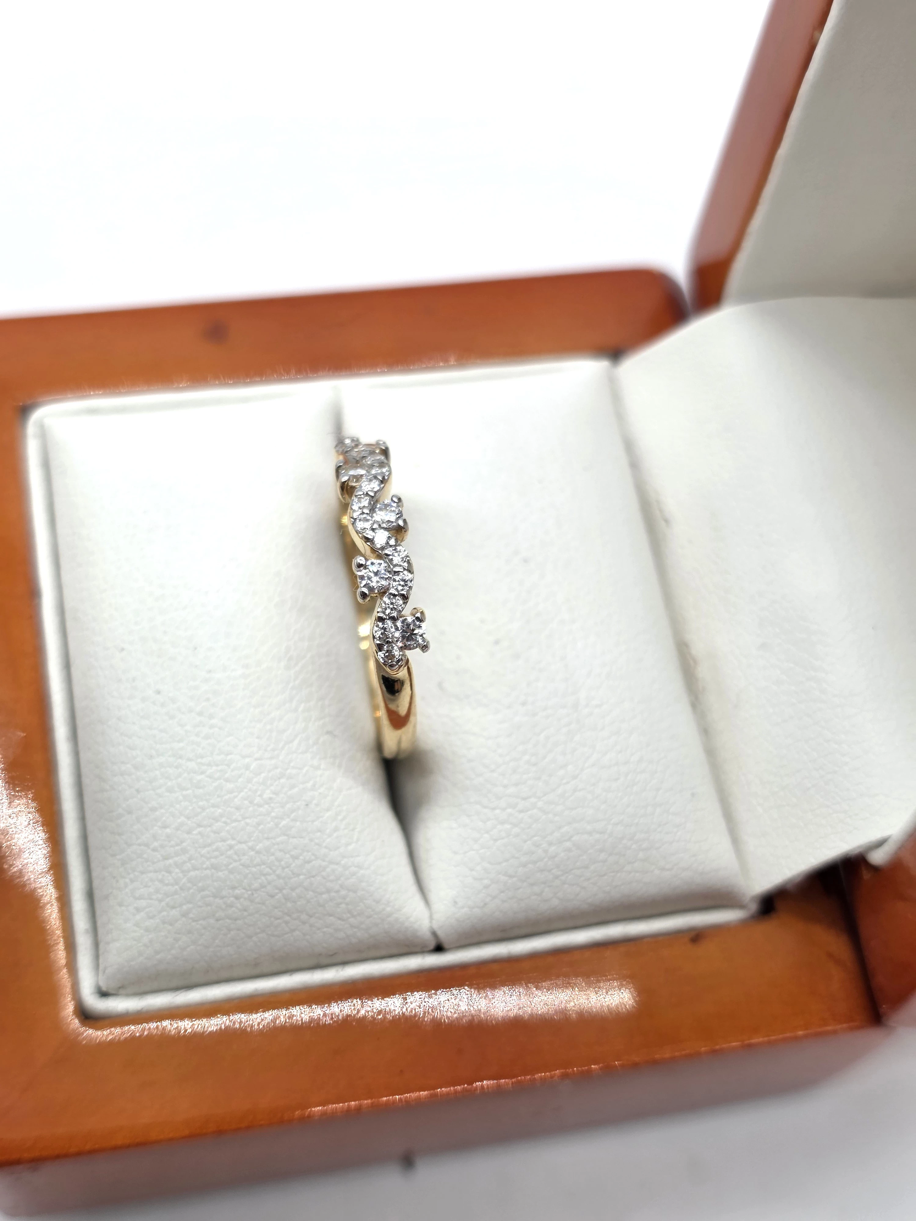 piekny-zloty-pierscionek-14k-585-r17-185g-waga-215