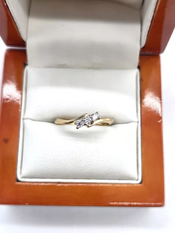 piekny-zloty-pierscionek-14k-585-r17-210g-kamien-17088-128