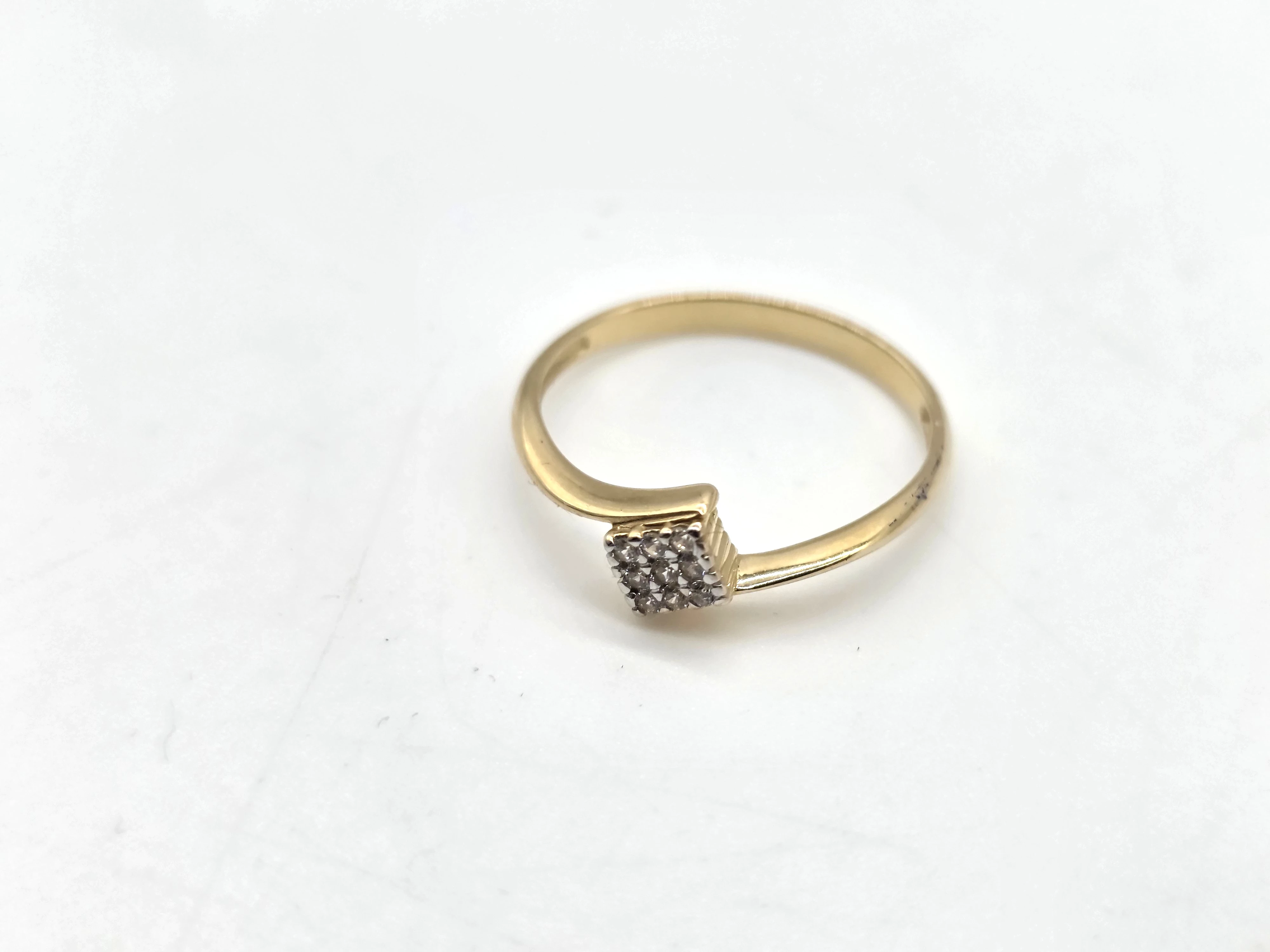 piekny-zloty-pierscionek-14k-585-r19-178g-waga-215