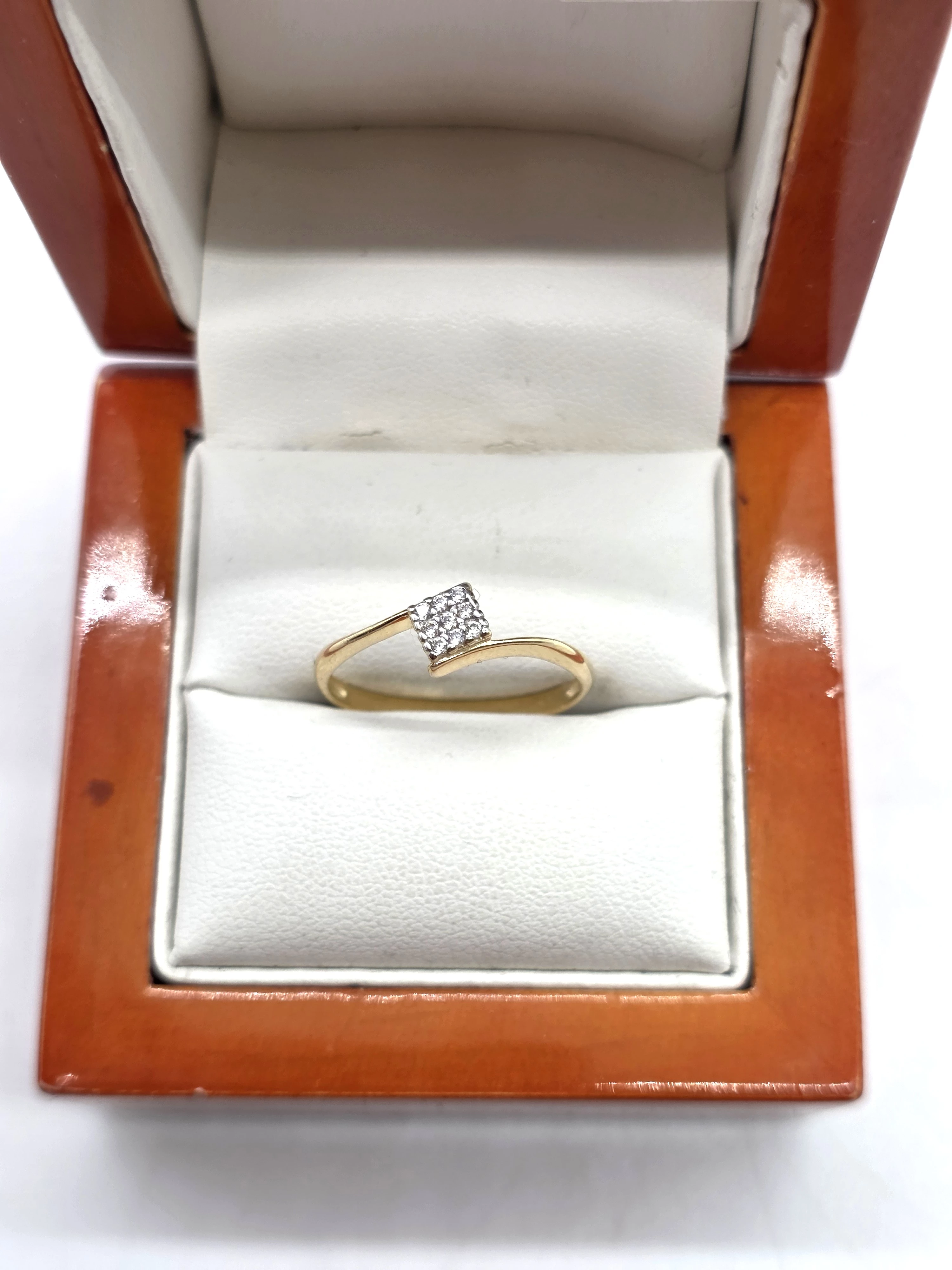 piekny-zloty-pierscionek-14k-585-r19-178g-material-15835-2