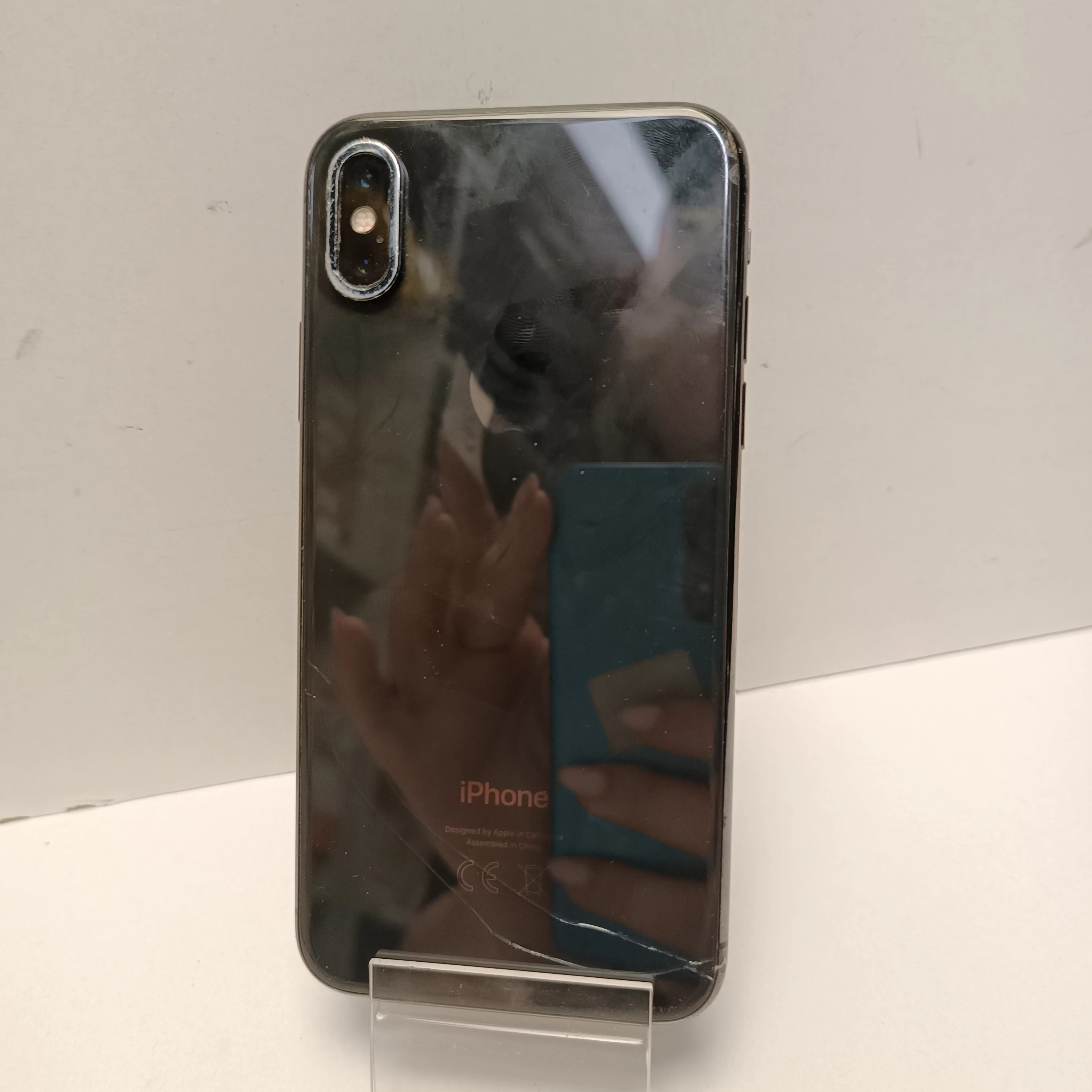 telefon-iphone-x-64gb-76-bat-system-operacyjny-4388-7