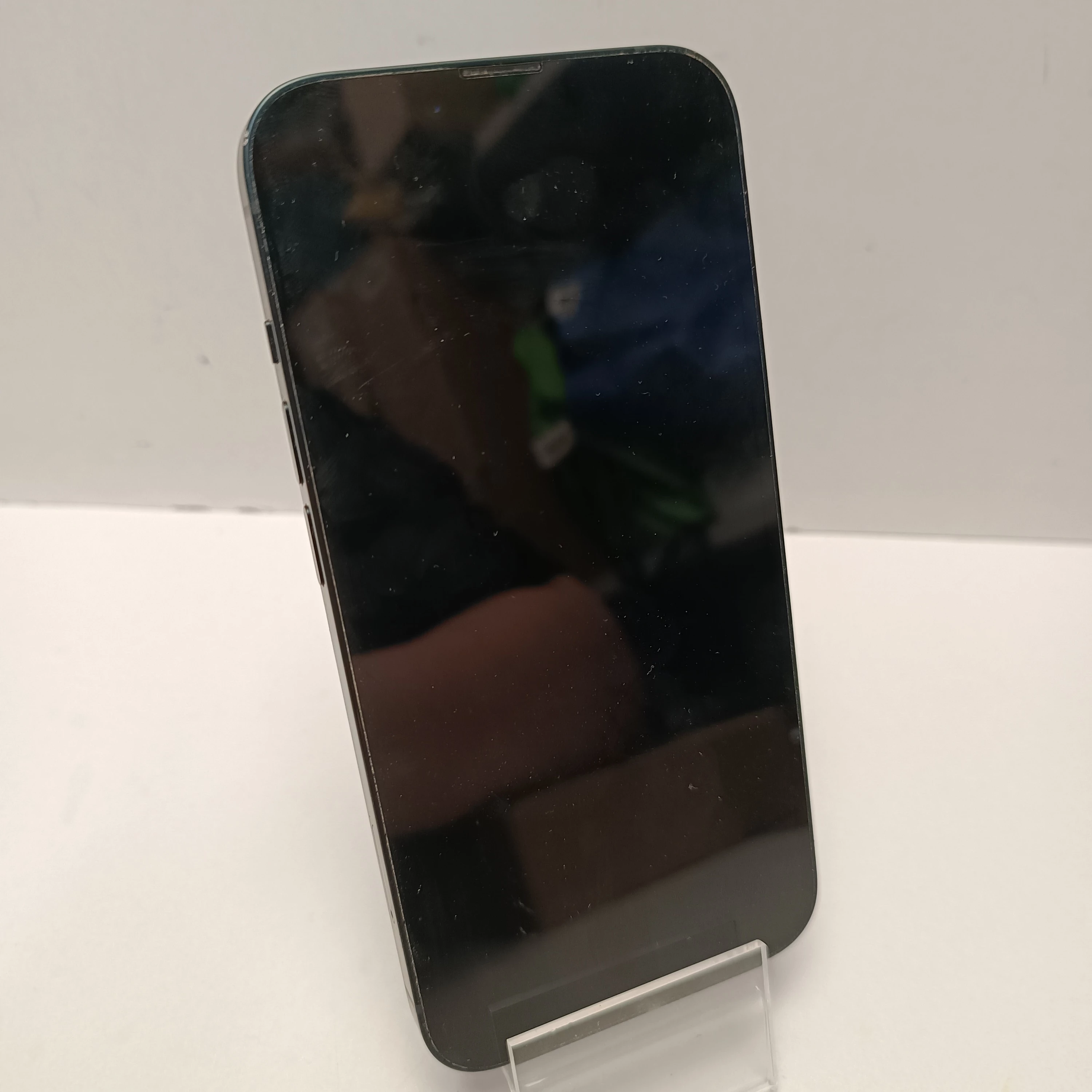 telefon-iphone-14-128gb-89-bat-system-operacyjny-4388-7