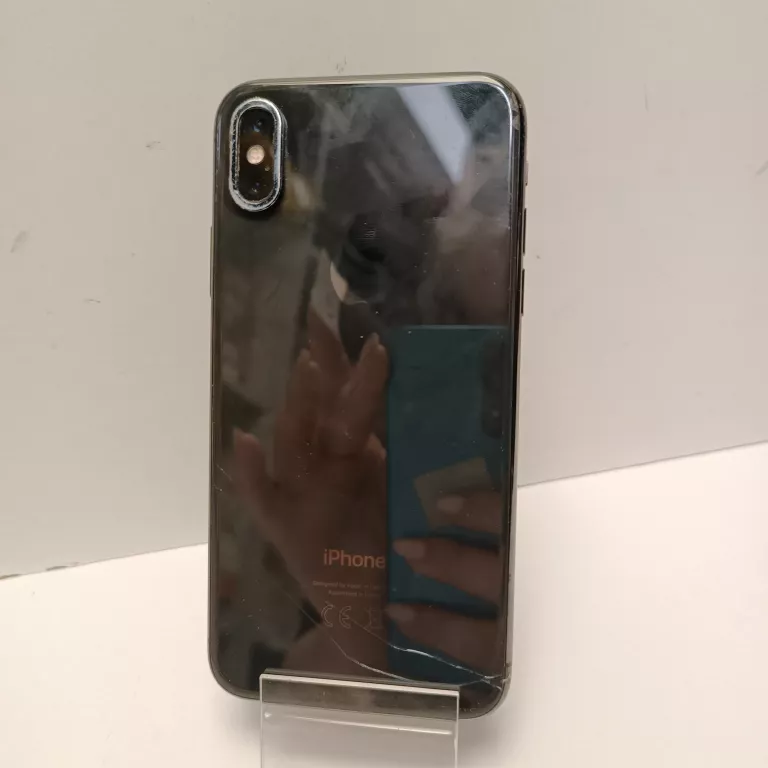 telefon-iphone-x-64gb-76-bat-system-operacyjny-4388-7