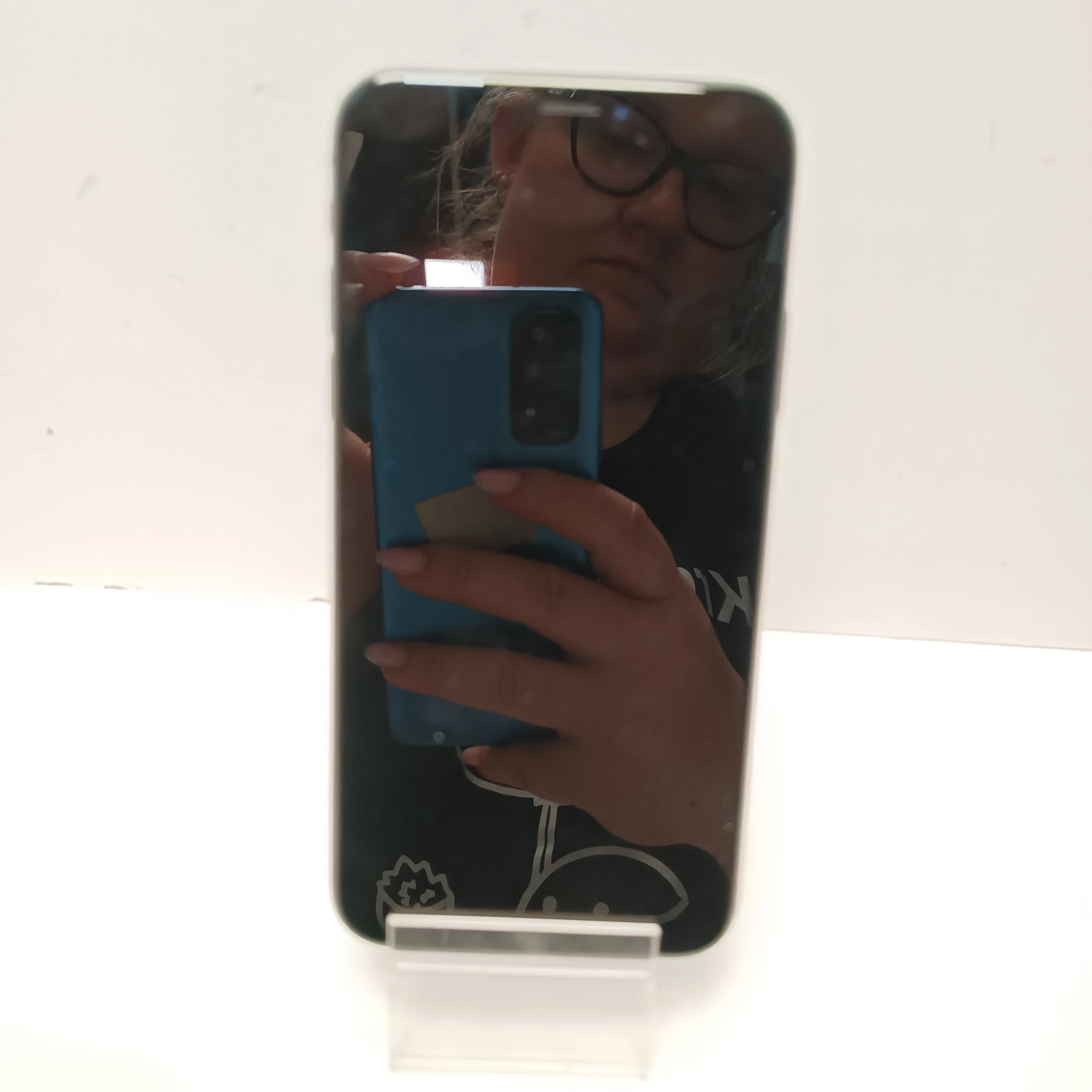 telefon-iphone-x-64gb-76-bat-pamiec-ram-202865-214125