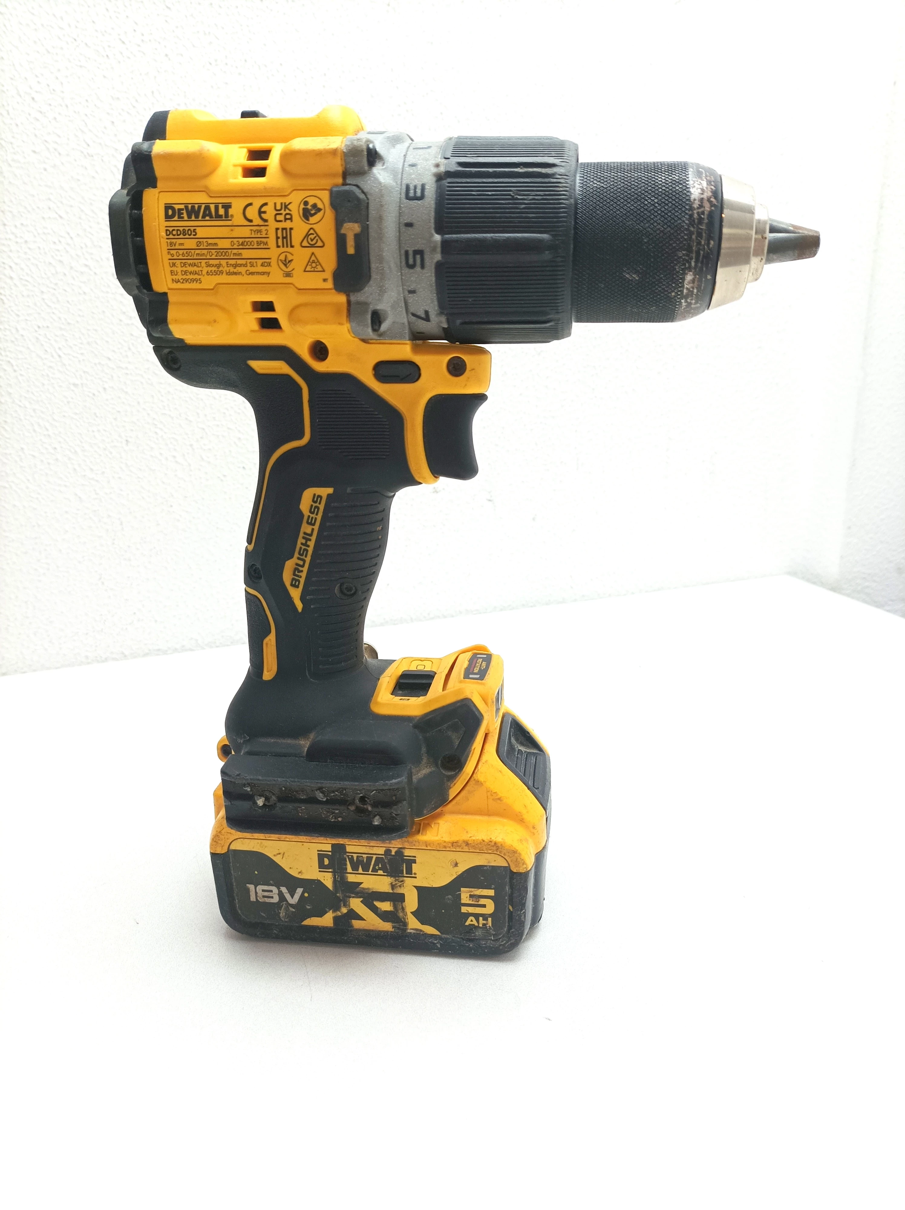 wkretarka-dewalt-dcd805-akumualtor-ladowarka-ean-gtin-5035048797358