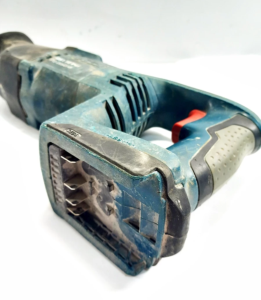 pila-szablasta-bosch-professional-gsa-18v-li-samo-body-stan-11323-2