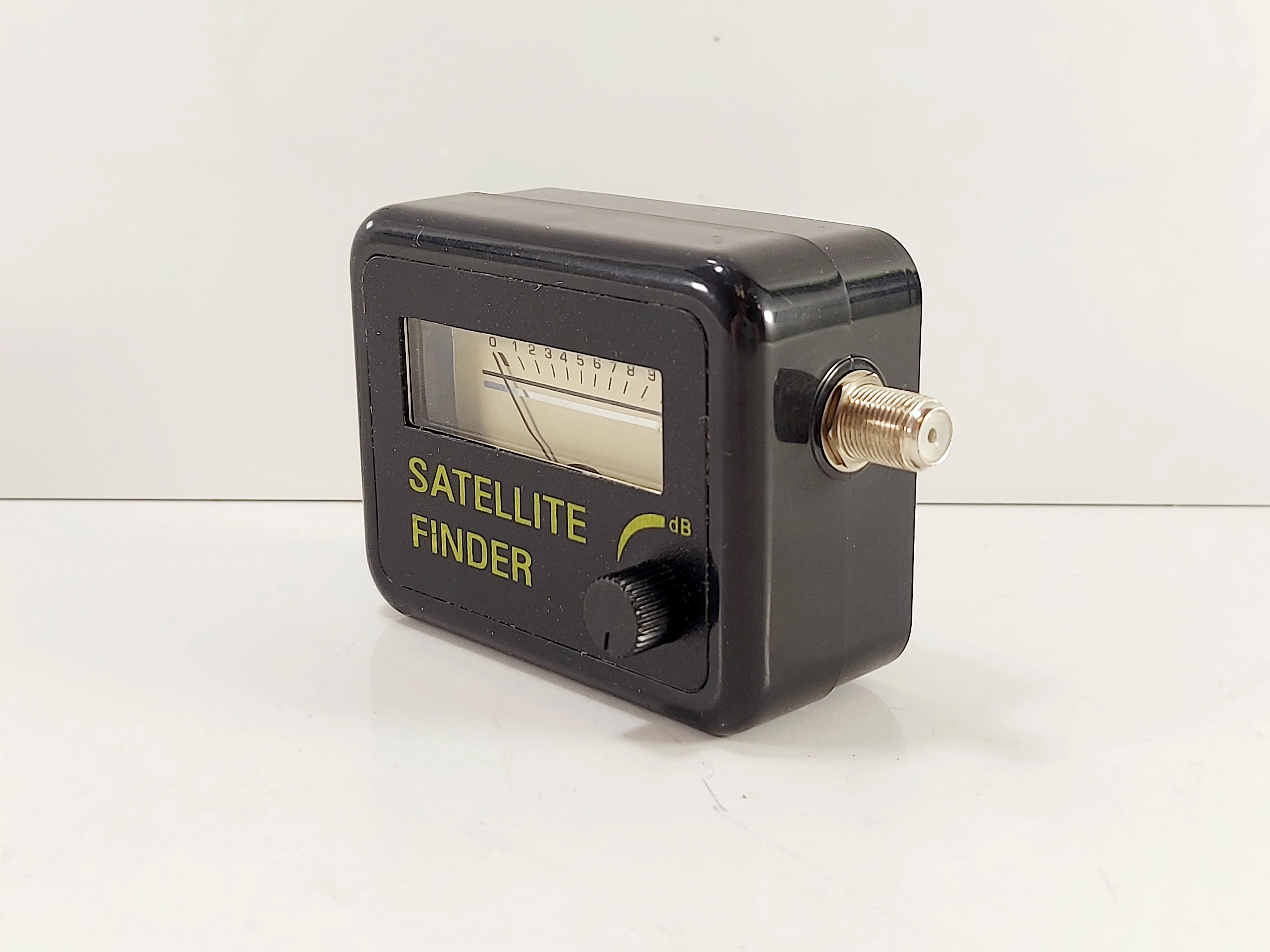 miernik-do-ustawiania-anten-satelitarnych-dsf-10-dse-stan-11323-2