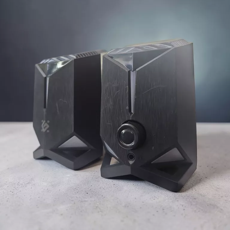 glosniki-defender-20-gravity-stan-11323-2