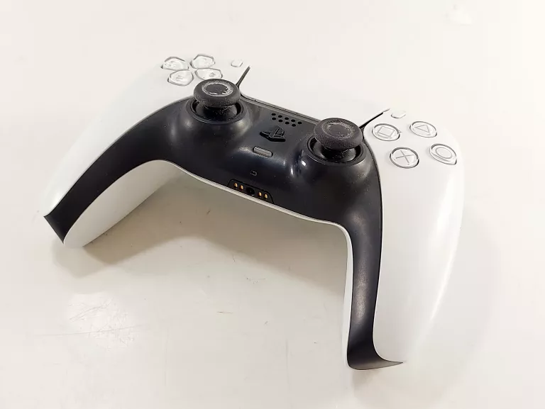 konsola-sony-playstation-5-cfi-2016-pad-okablowanie-zawiera-baterie-250685-2006716