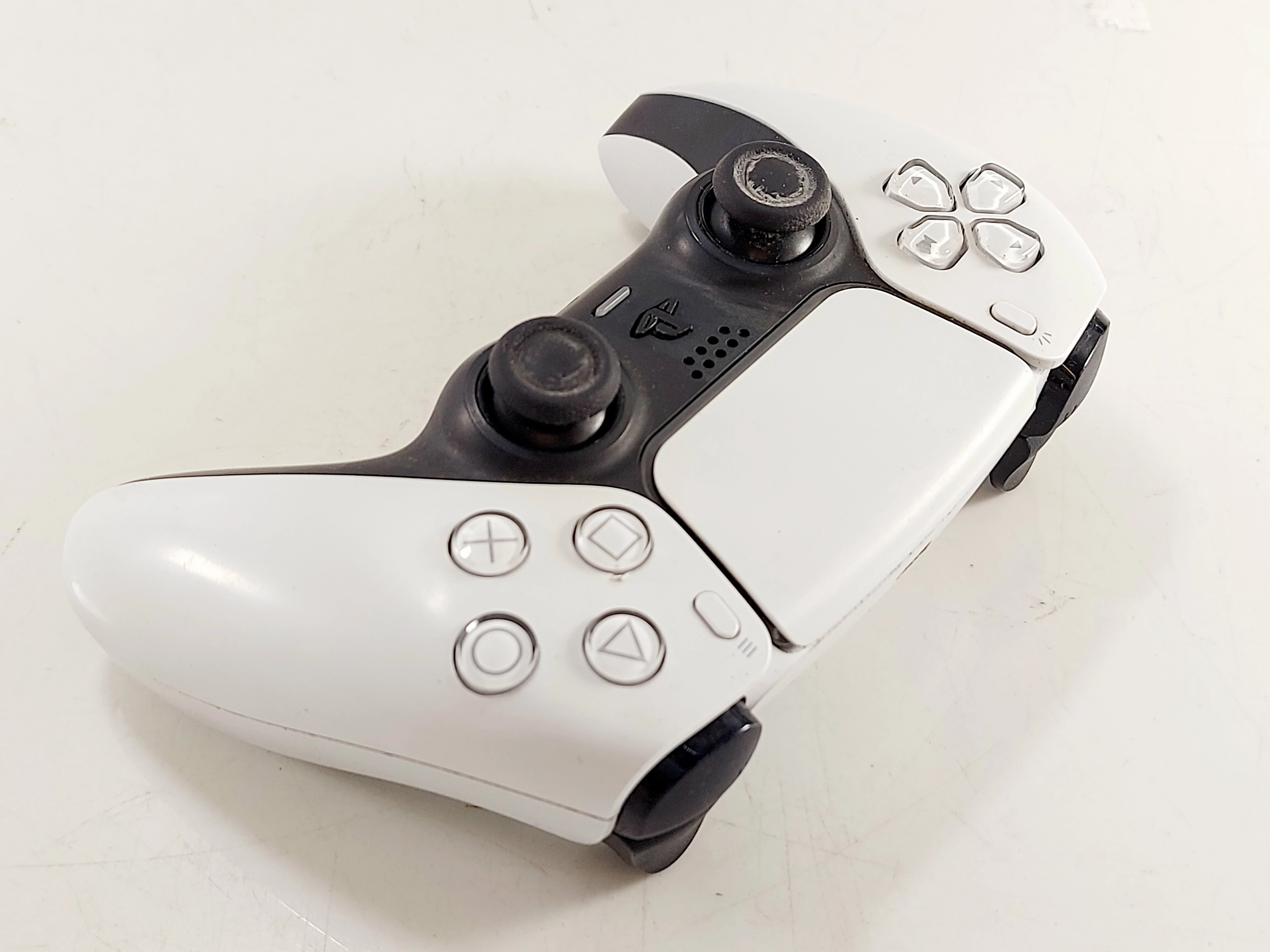 konsola-sony-playstation-5-cfi-2016-pad-okablowanie-certyfikaty-zgodnosci-218669-1