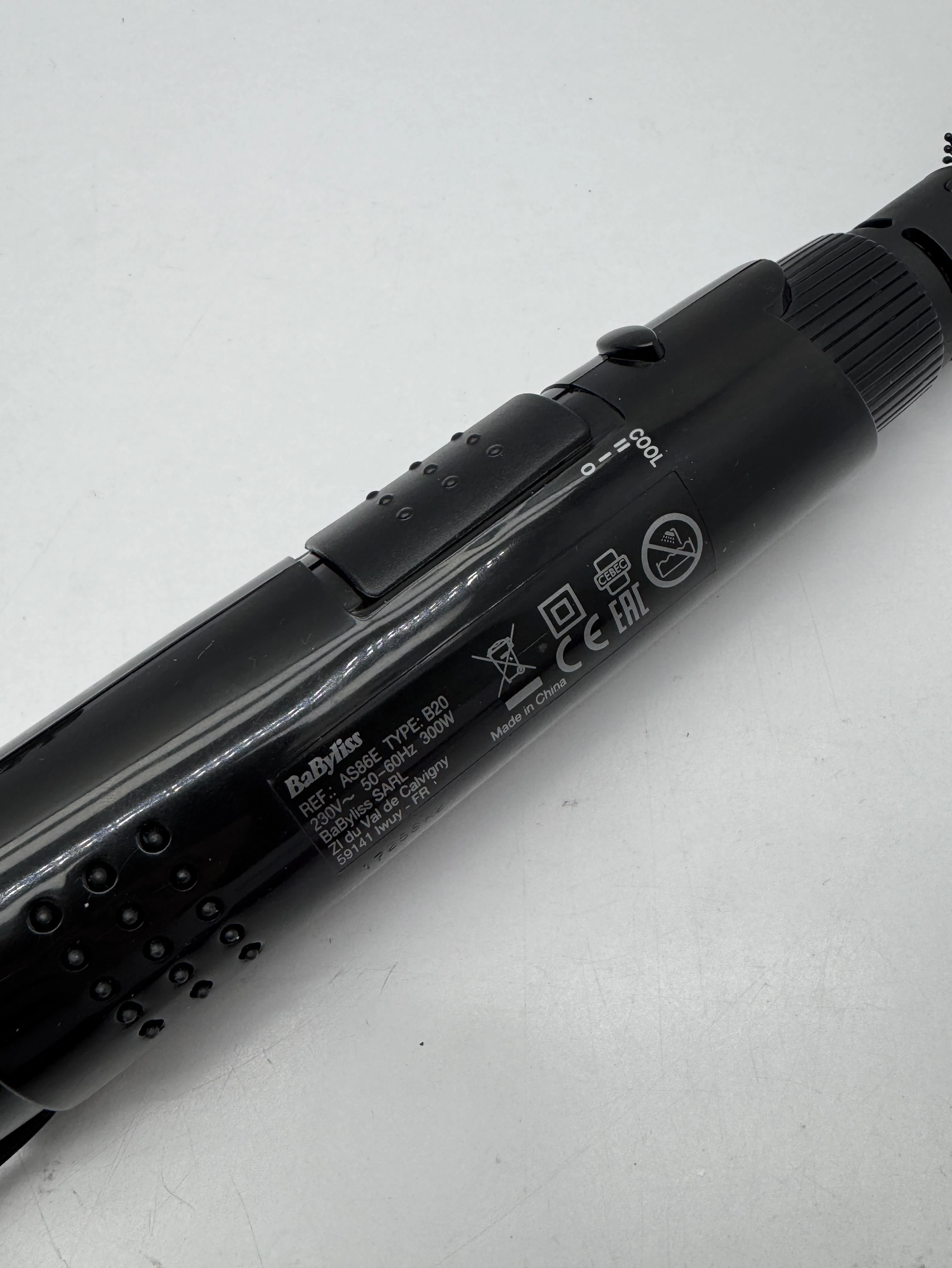 lokowko-suszarka-babyliss-smooth-shape-airstyle-stan-11323-2