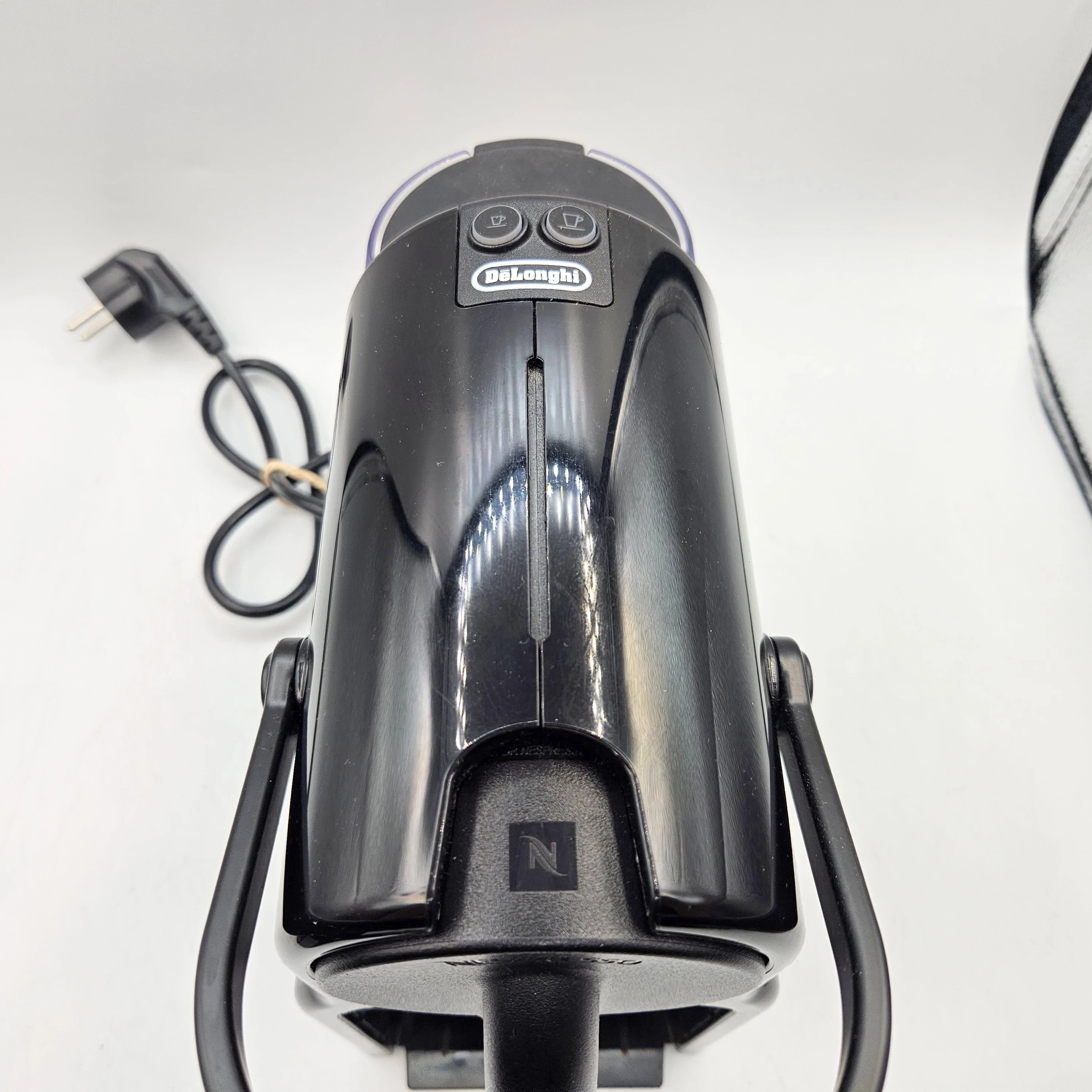 ekspres-kapsulkowy-delonghi-nespresso-stan-11323-2