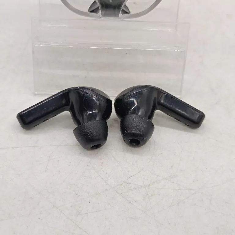 sluchawki-bluetooth-czarne-stan-11323-2