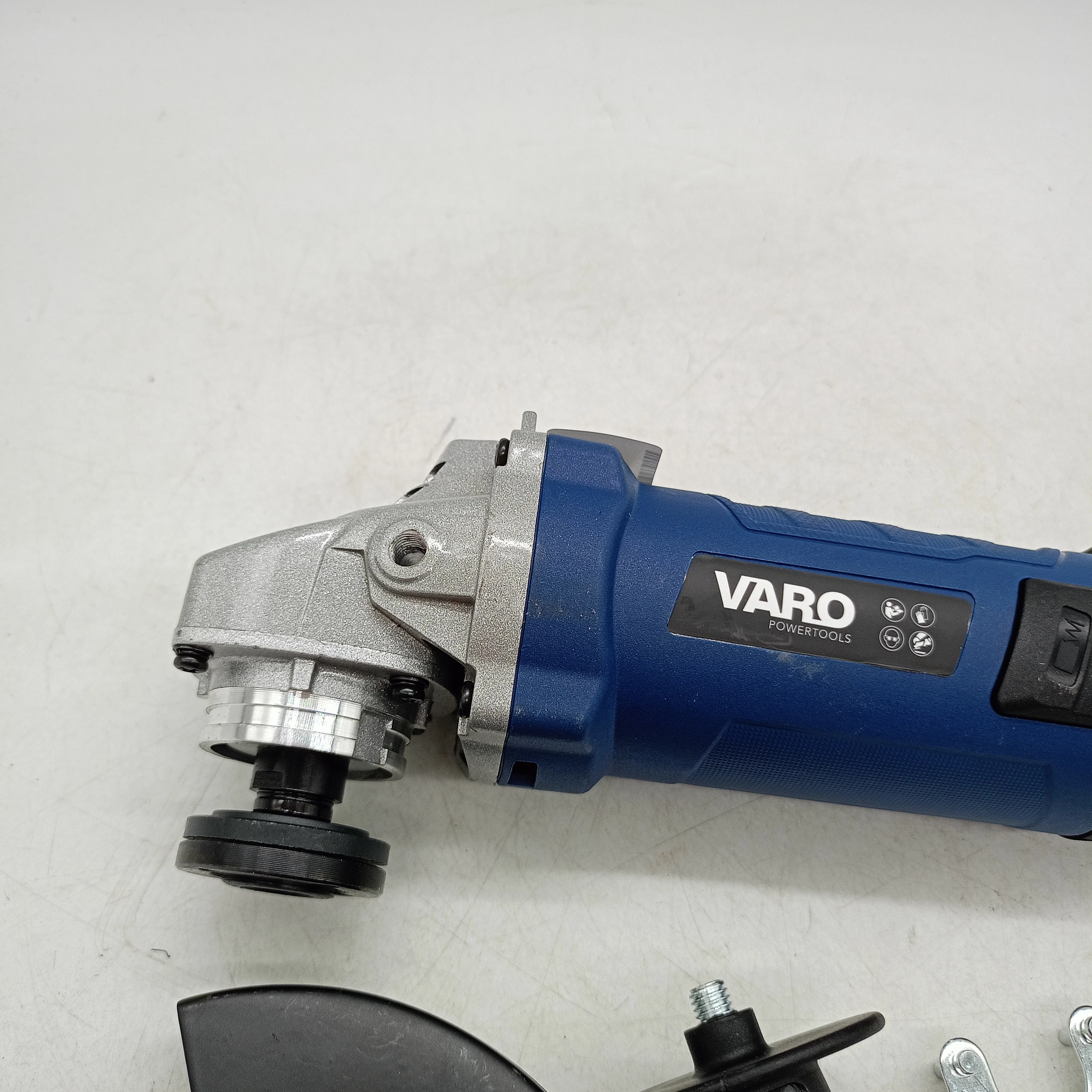 szlifierka-varo-var1008425-stan-11323-2