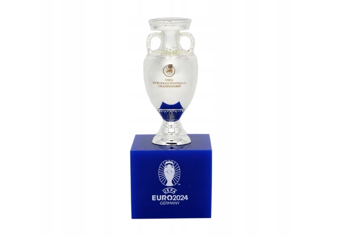 replika-trofeum-uefa-euro-2024-niemcy-11-cm-produkt-oficjalny-ean-gtin-4042332079008