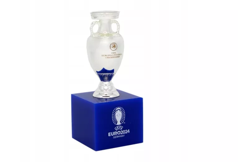 replika-trofeum-uefa-euro-2024-niemcy-11-cm-produkt-oficjalny-bulwar-ikara-21-wroclaw