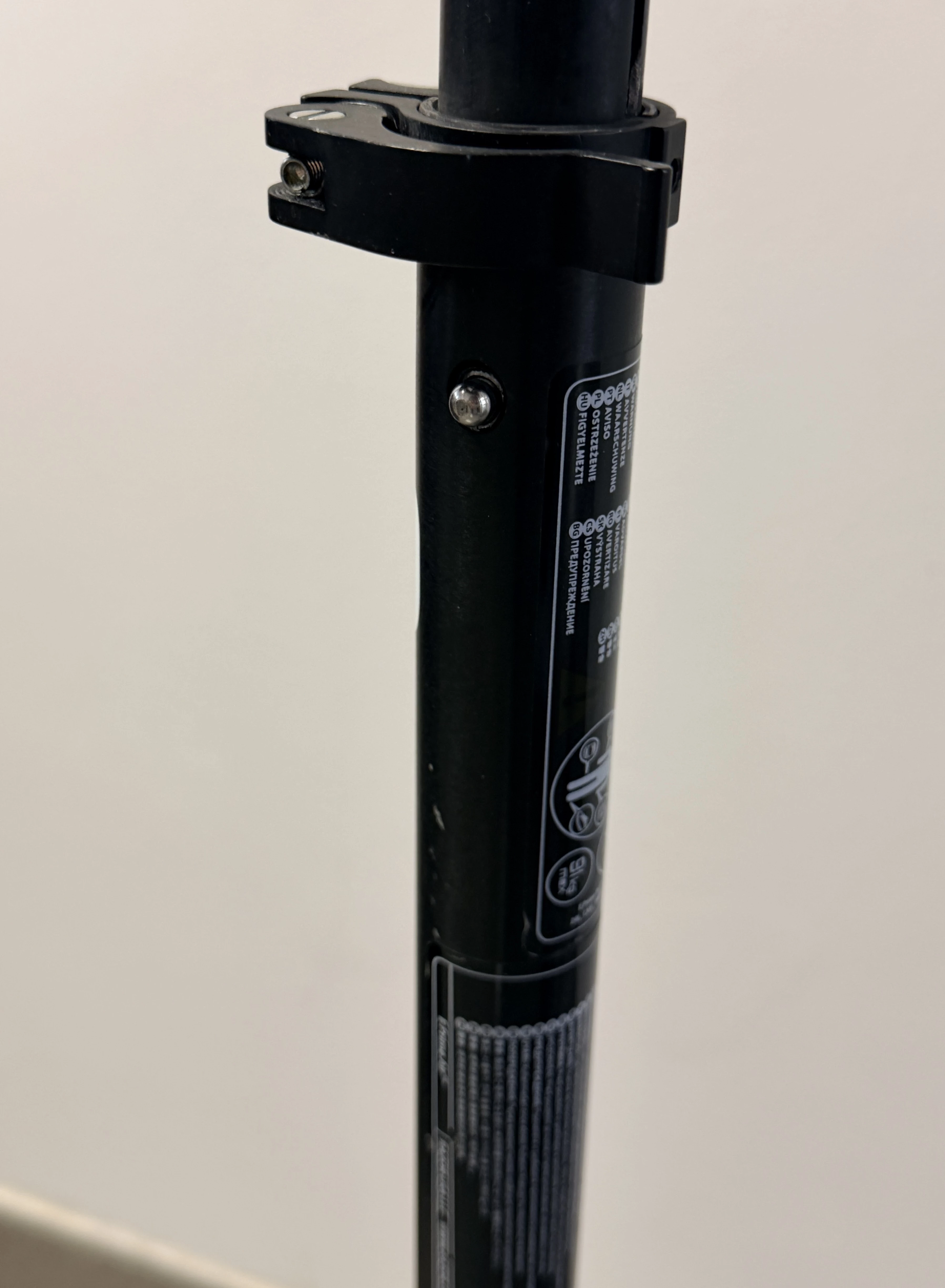 hulajnoga-elektryczna-razor-e-prime-air-250w-stan-11323-2