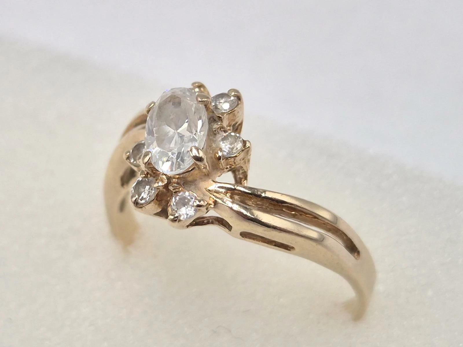 zloty-pierscionek-cyrkonia-585-14k-278g-r15-ean-gtin-5900025305355