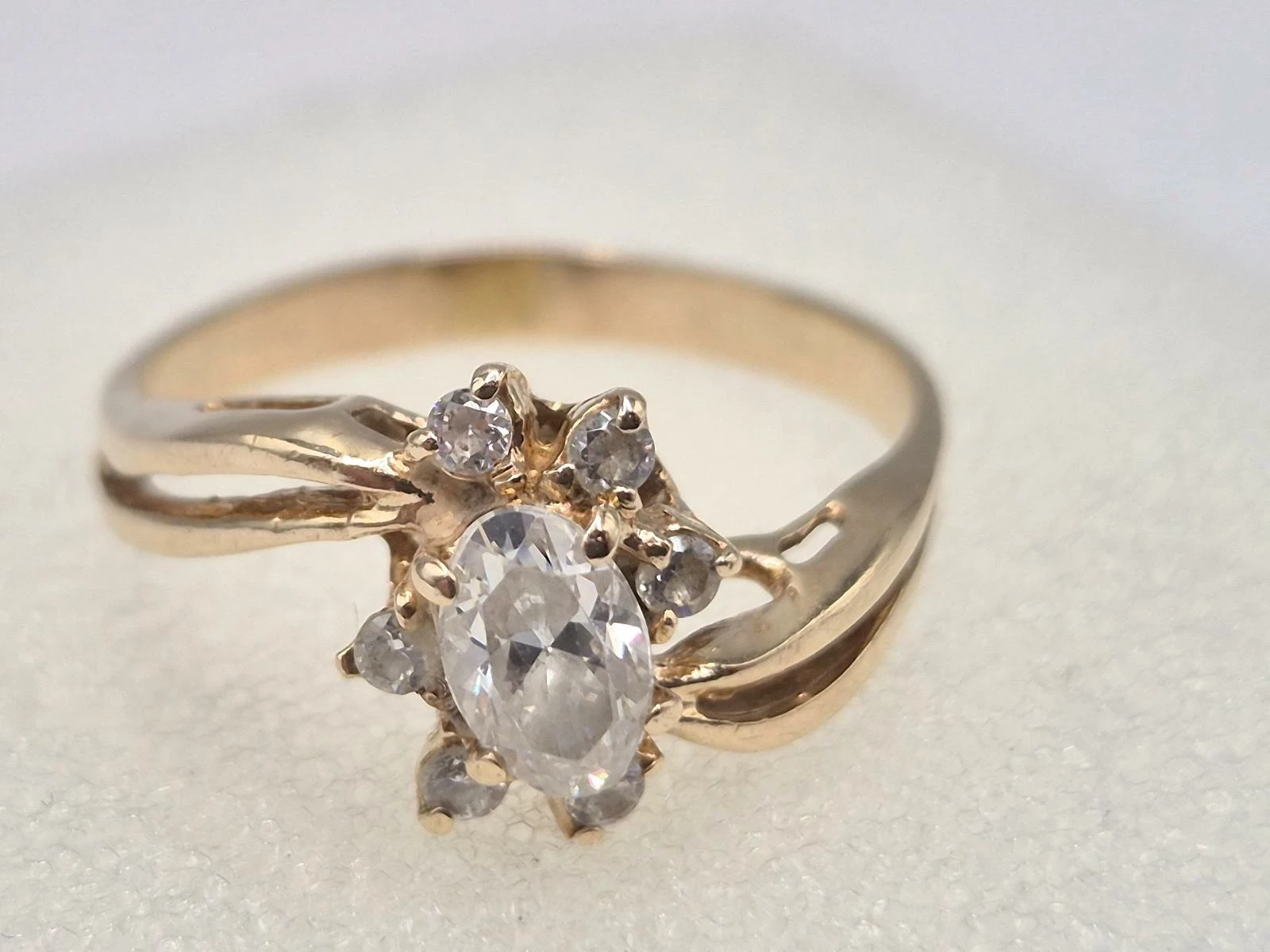 zloty-pierscionek-cyrkonia-585-14k-278g-r15-waga-522