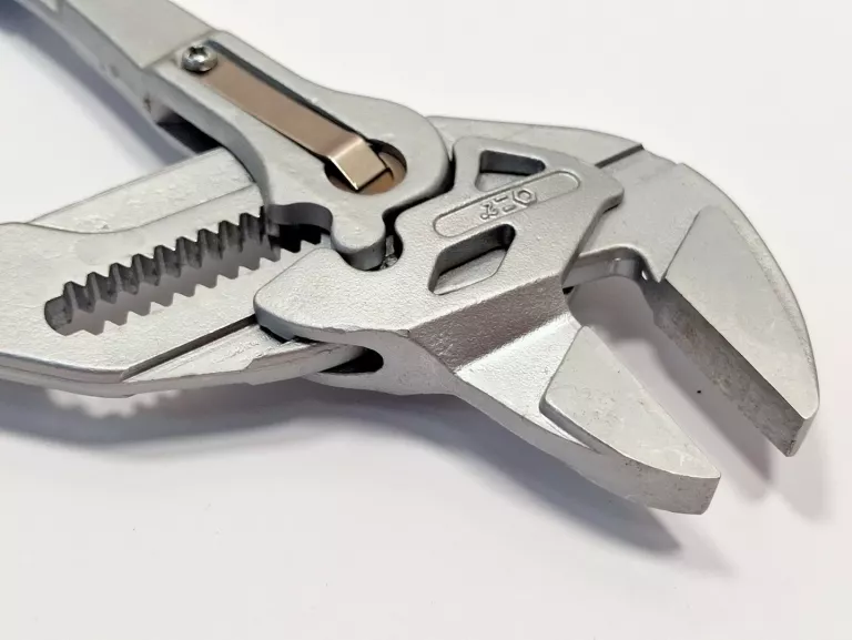 szczypce-nastawne-z-przyciskiem-blokujacym-cr-v-250mm-sc613q250-marka-248811-951436