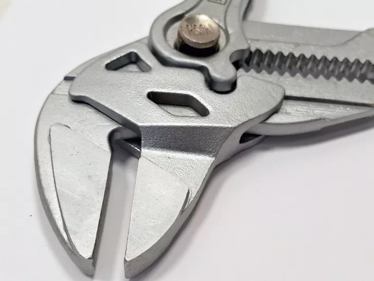 szczypce-nastawne-z-przyciskiem-blokujacym-cr-v-250mm-sc613q250-rodzaj-128631-8192