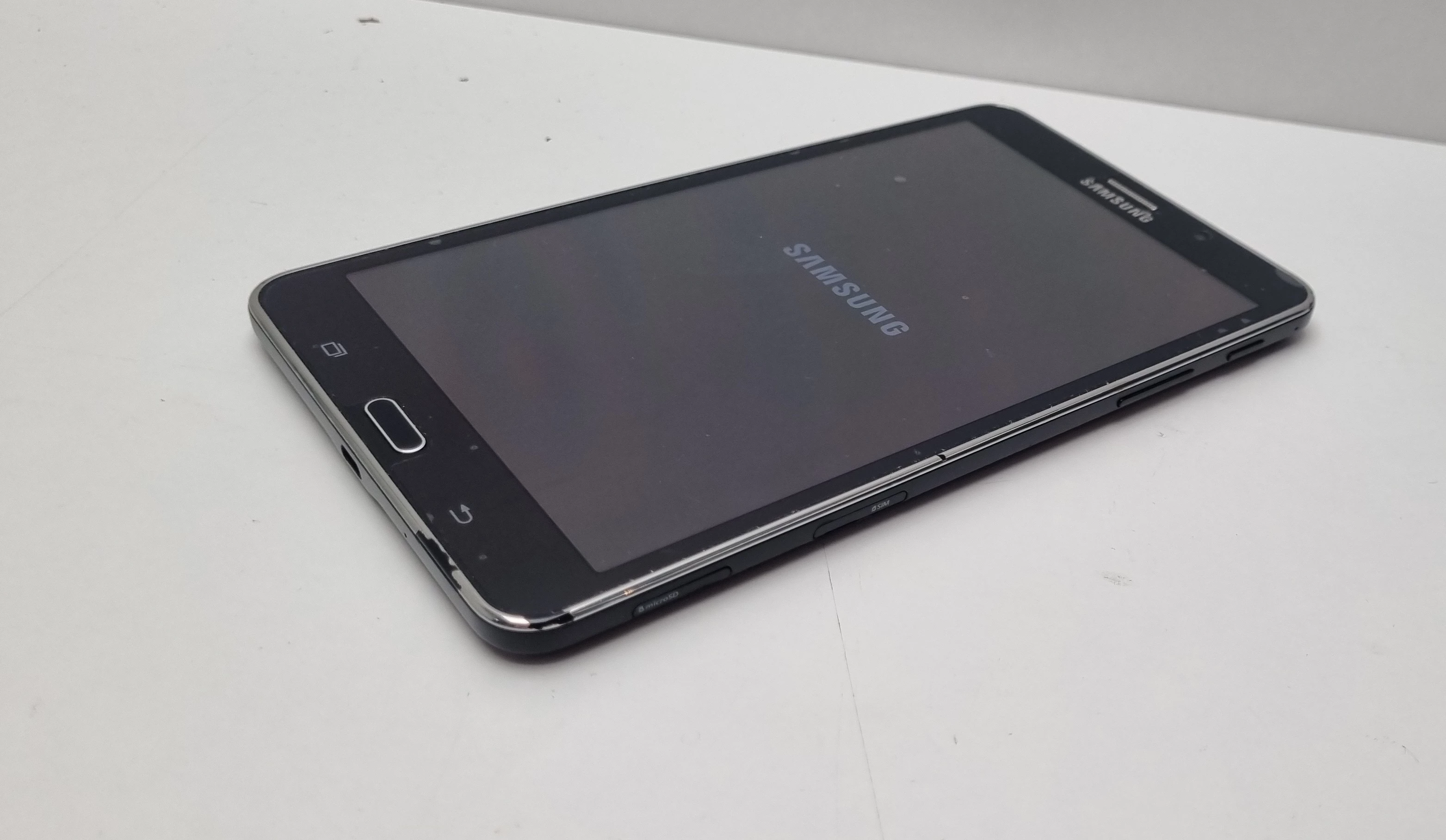 tablet-samsung-galaxy-tab4-8gb-komunikacja-219-2