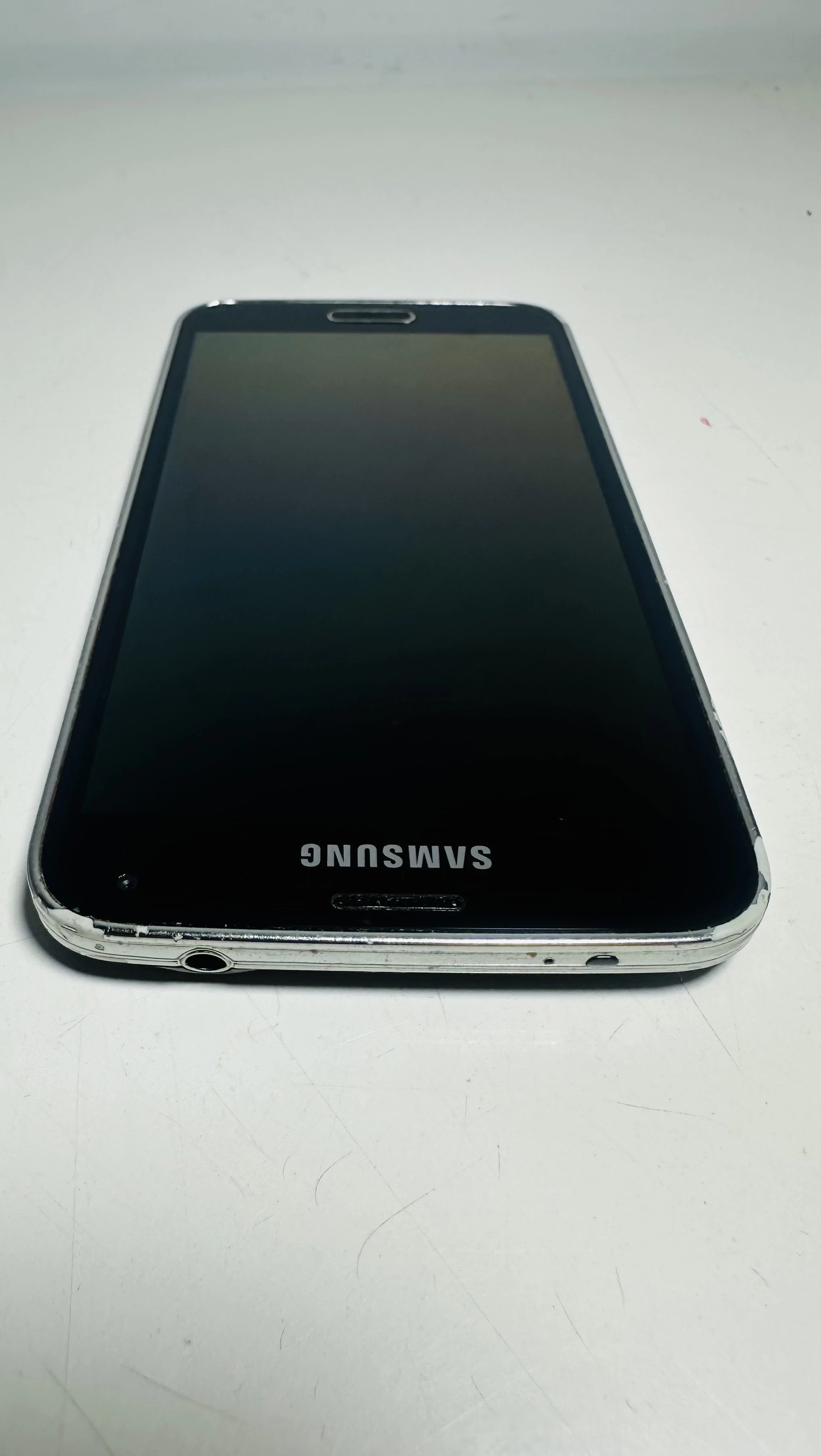 smartfon-samsung-galaxy-s5-2-gb-16-gb-4g-lte-czarny-przekatna-ekranu-51