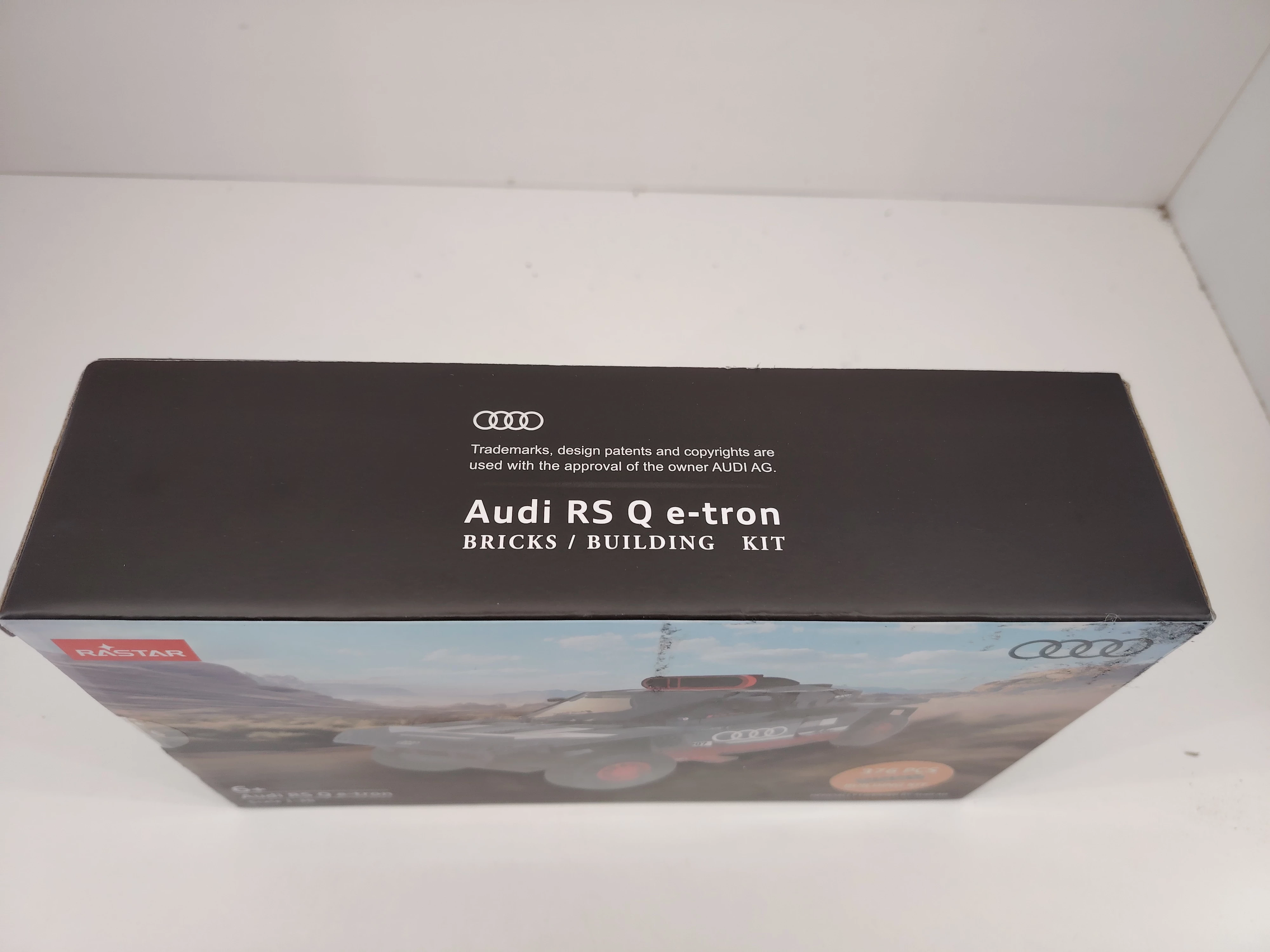 rastar-klocki-audi-rs-q-e-tron-rodzaj-201125-150341