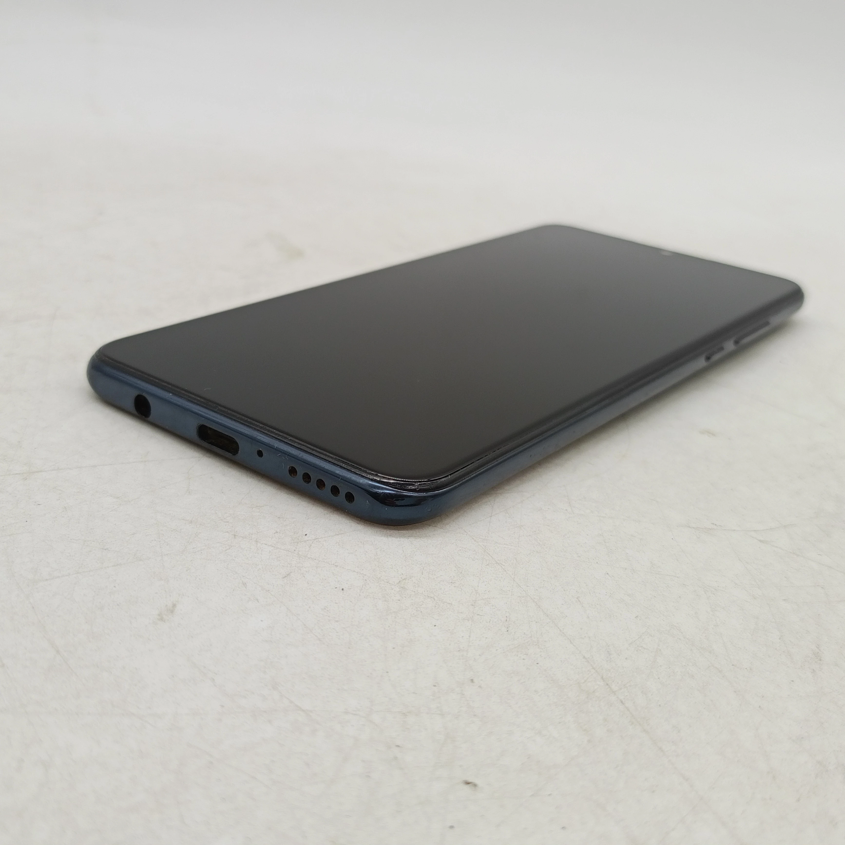 telefon-huawei-p30-lite-4128gb-kod-producenta-51093nnl