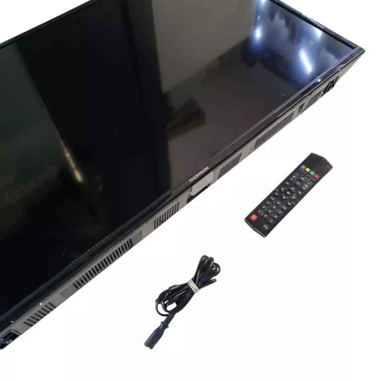 telewizor-led-thomson-40fd3306-40-full-hd-czarny-klasa-efektywnosci-energetycznej-247945-838301