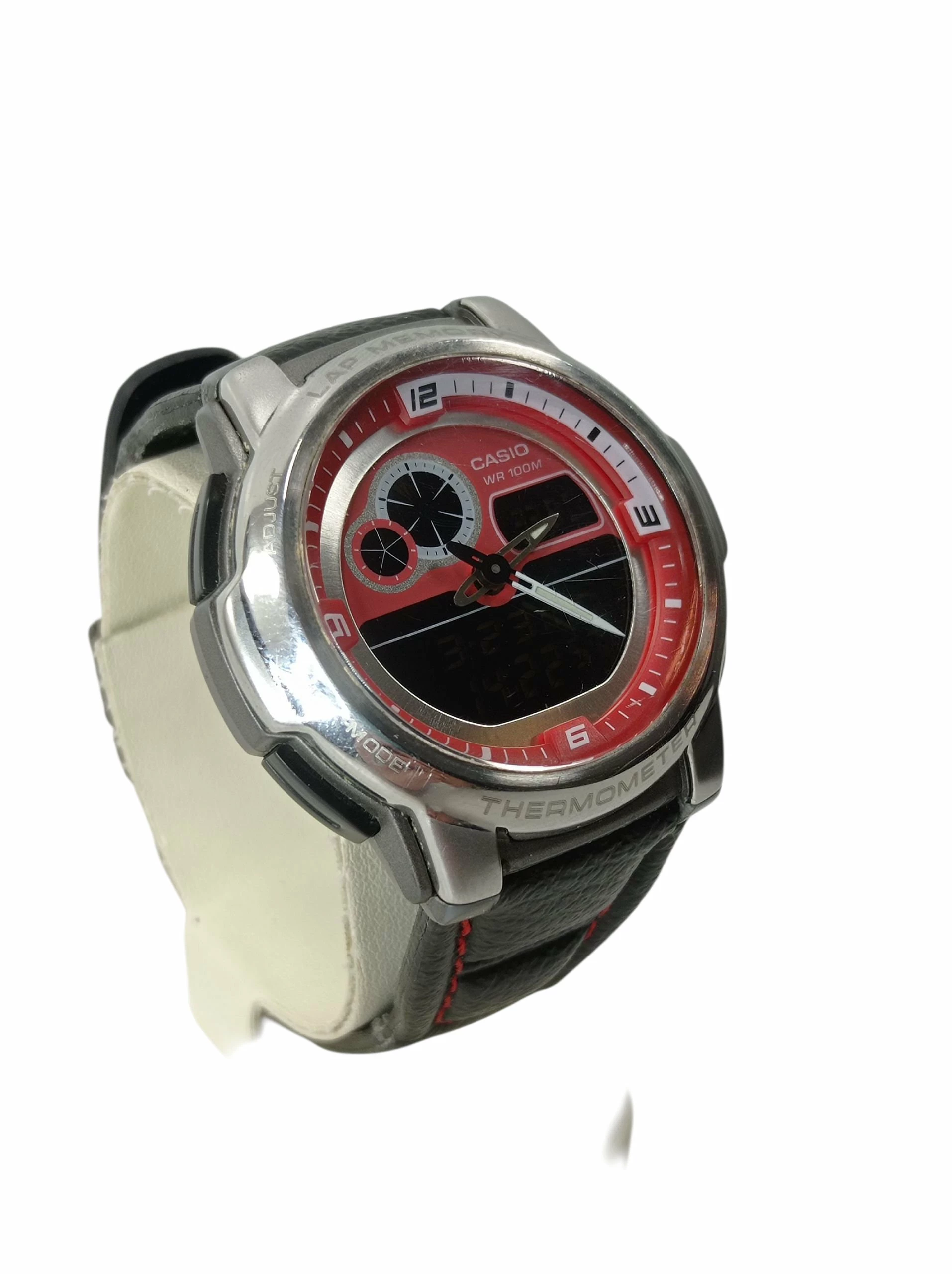 zegarek-casio-4738-aqf-102w-material-paska-129219-3