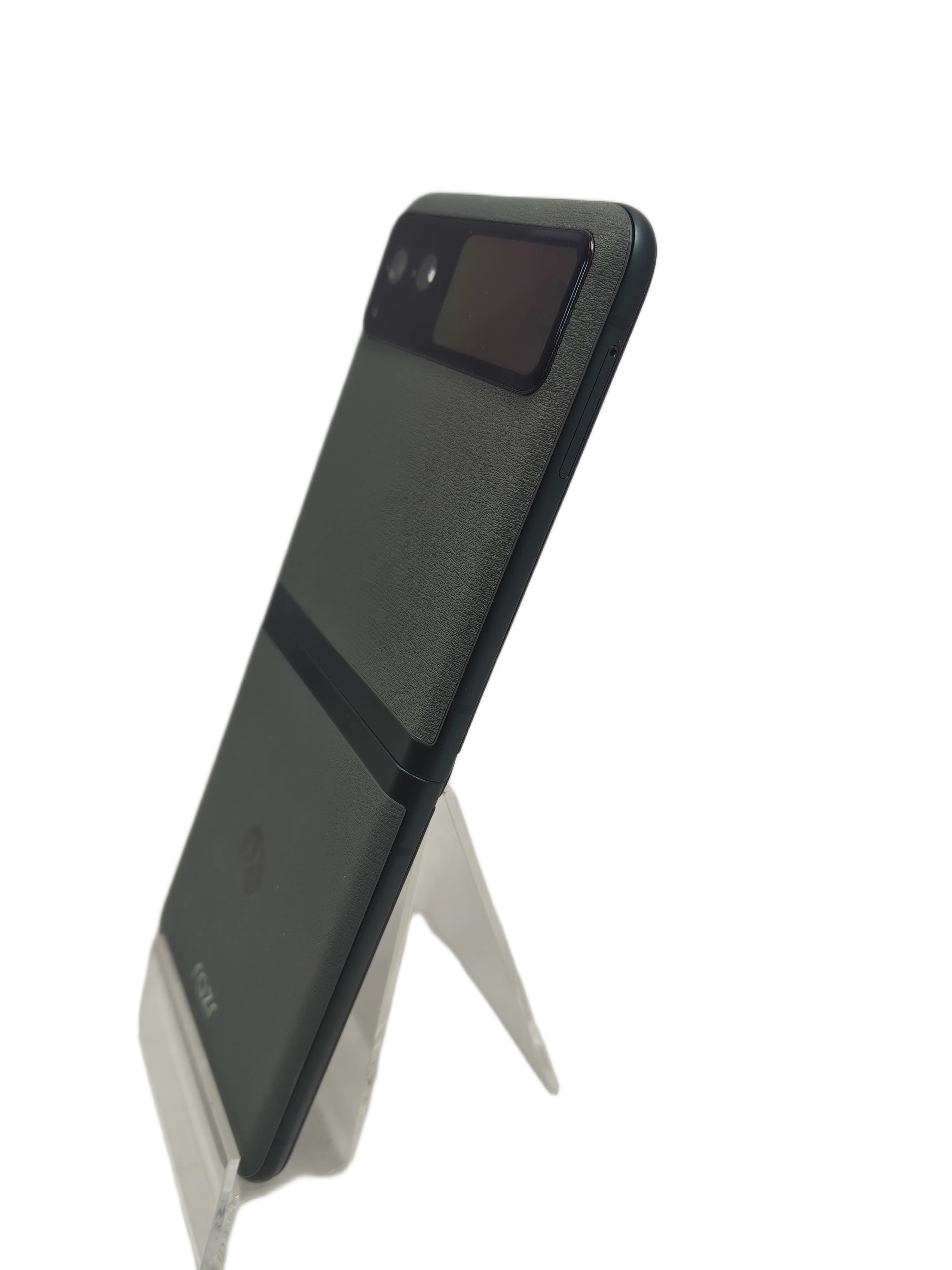 telefon-motorola-razr-40-8256gb-solo-typ-202685-212929