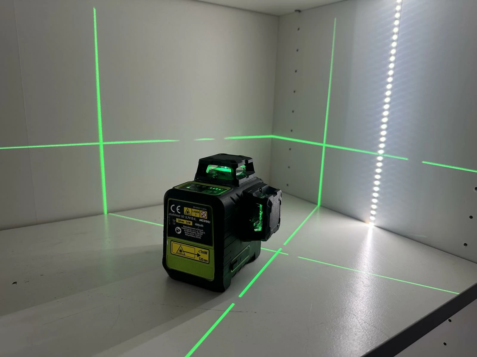 laser-krzyzowy-dedra-mc0907-walizka-kod-producenta-mc0907