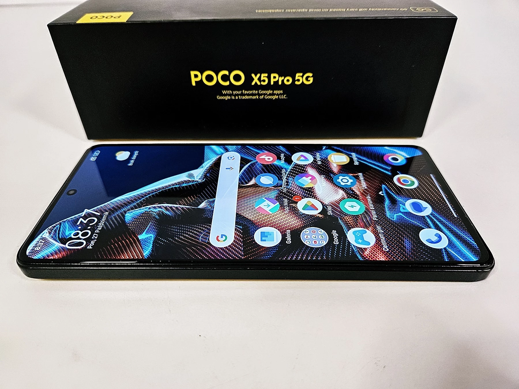 telefon-poco-x5-pro-5g-8256gb-pudelko-gw-do-11-12-2025-ean-gtin-6941812704776
