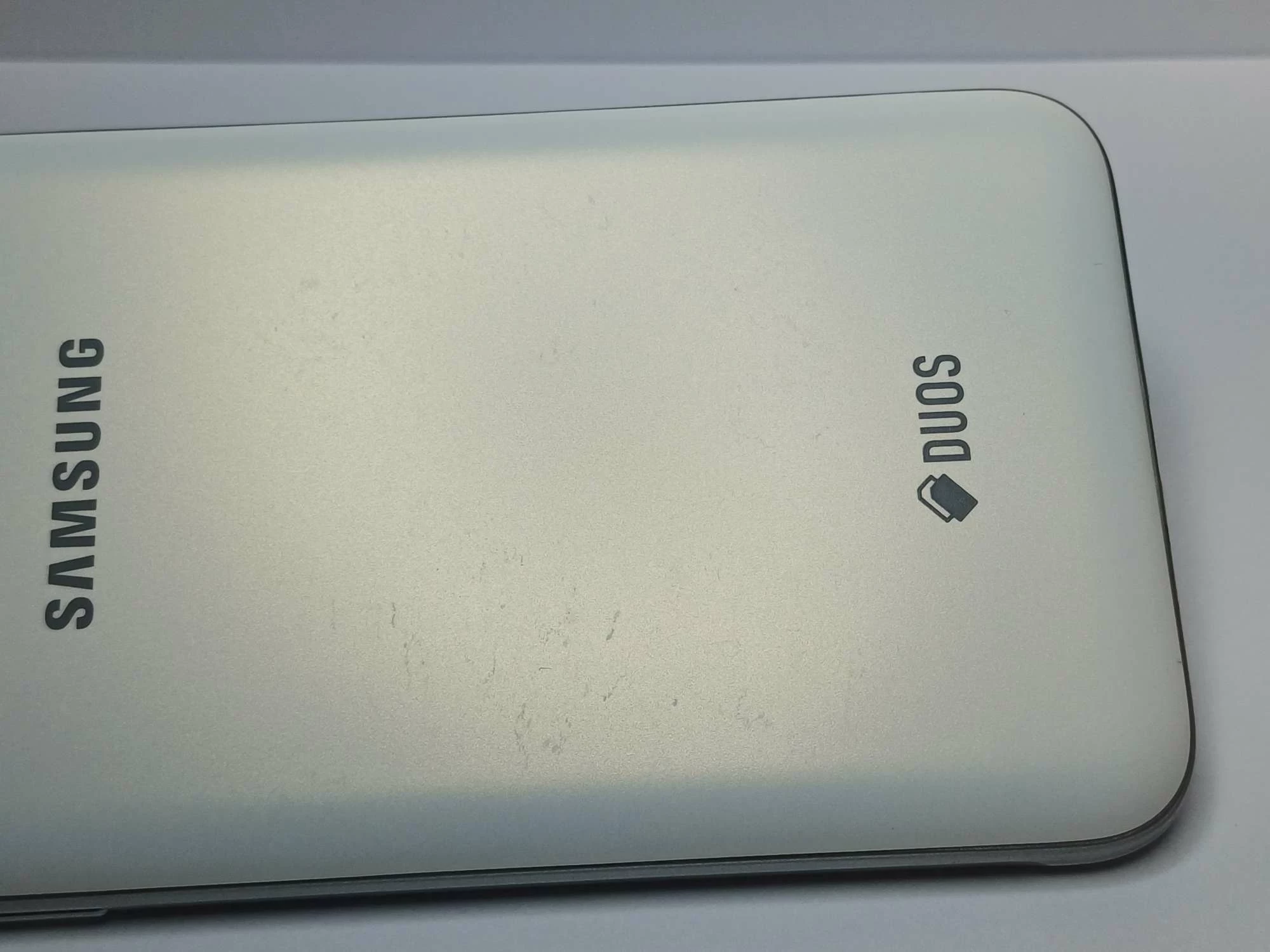 telefon-samsung-j3-wbudowana-pamiec-202869-214201