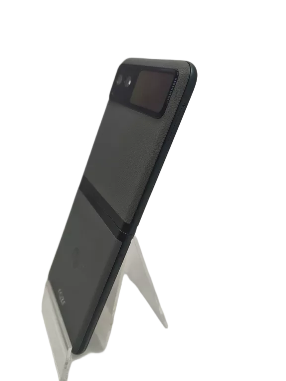 telefon-motorola-razr-40-8256gb-solo-typ-202685-212929