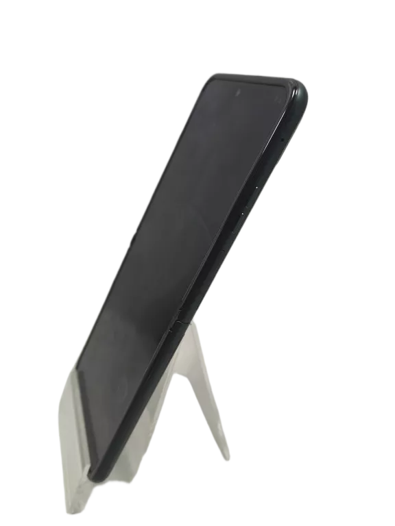 telefon-motorola-razr-40-8256gb-solo-ean-gtin-0840023246357