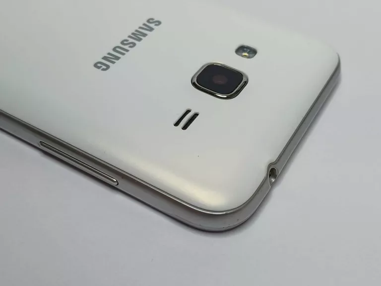 telefon-samsung-j3-ean-gtin-8806088303536