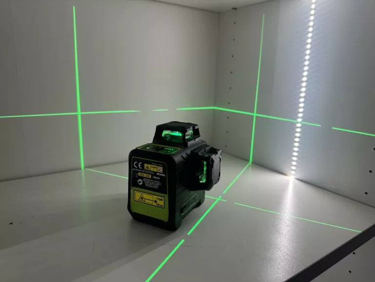 laser-krzyzowy-dedra-mc0907-walizka-kod-producenta-mc0907