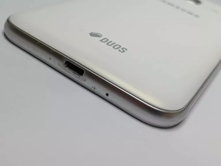 telefon-samsung-j3-typ-202685-212929