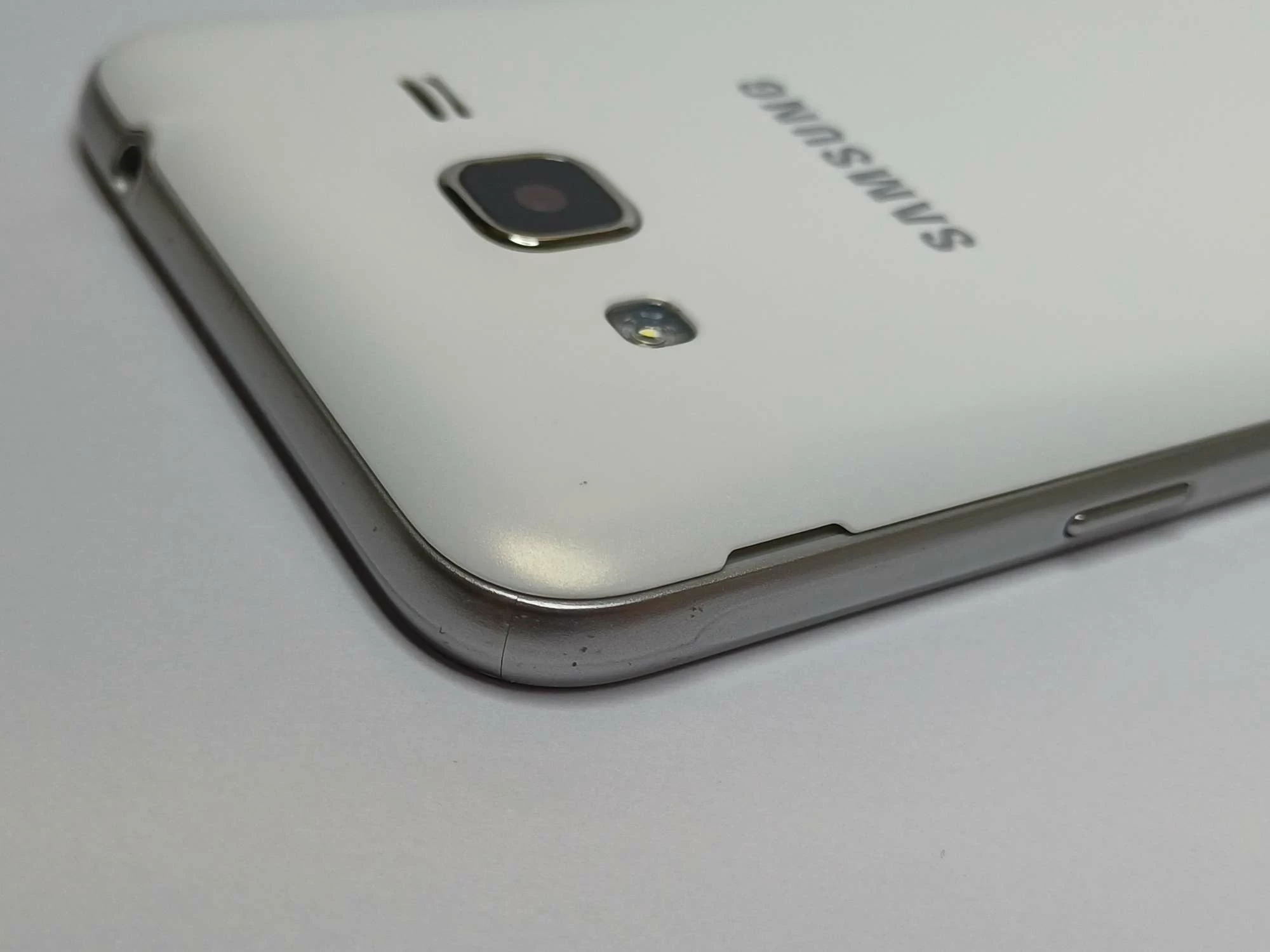 telefon-samsung-j3-stan-11323-2